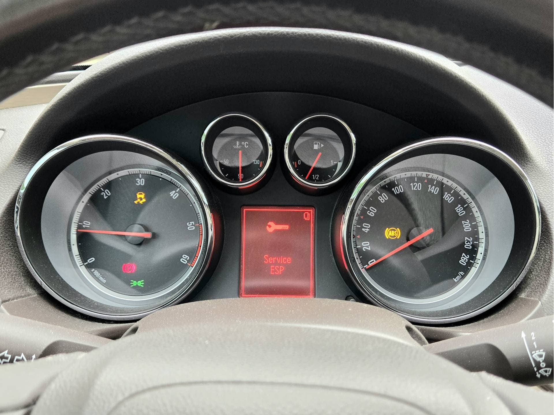 Opel Insignia thumbnail 15