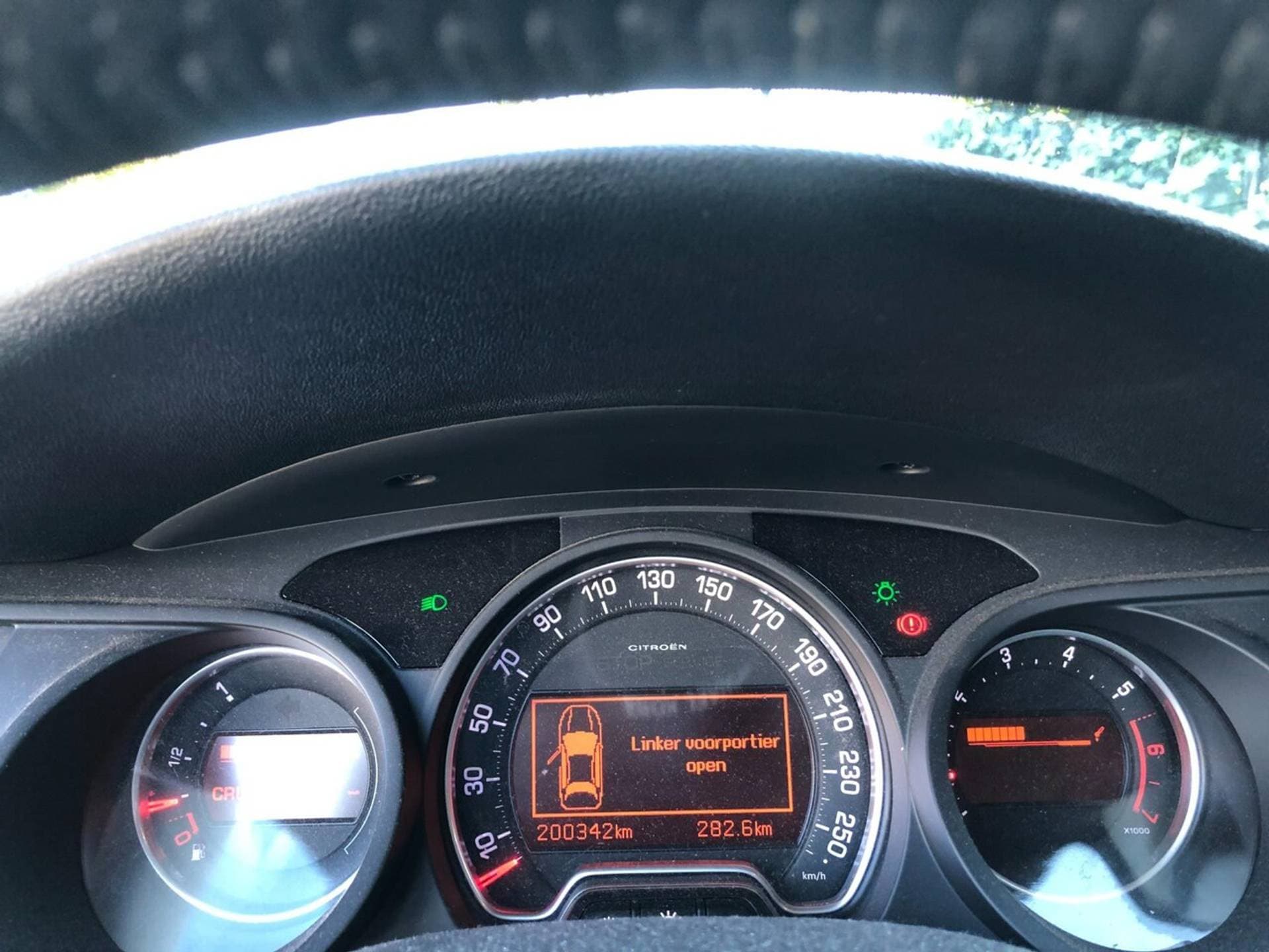 Citroën C5 Tourer 1.6 THP Anniversaire thumbnail 8