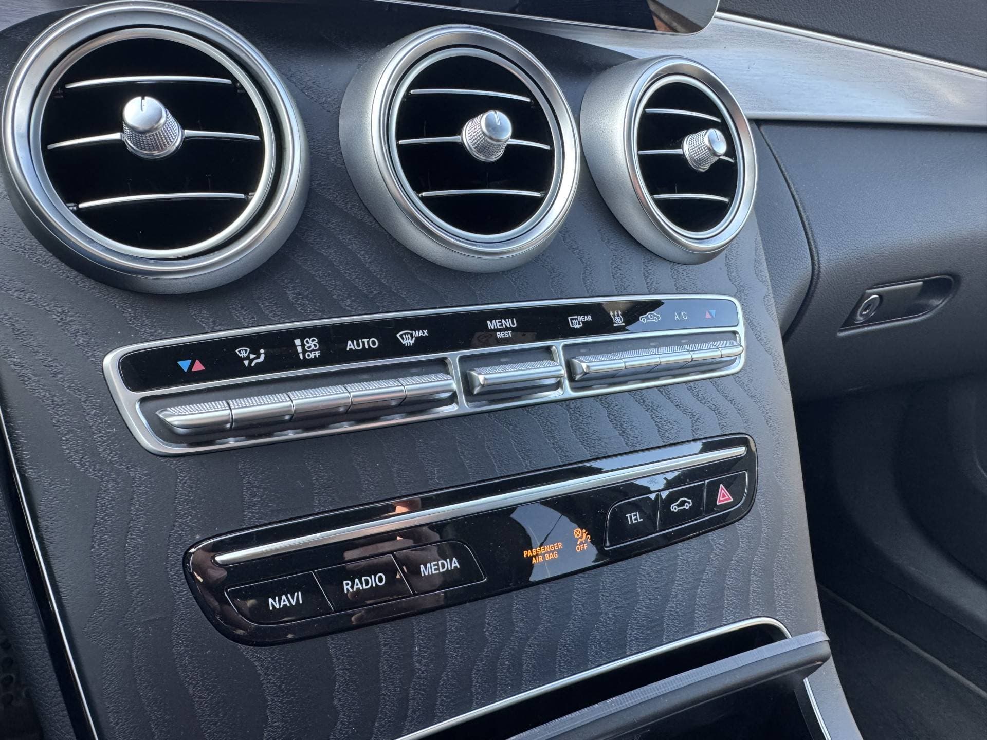 Mercedes-Benz C-Klasse Estate 300 e Business Solution AMG Limited thumbnail 16