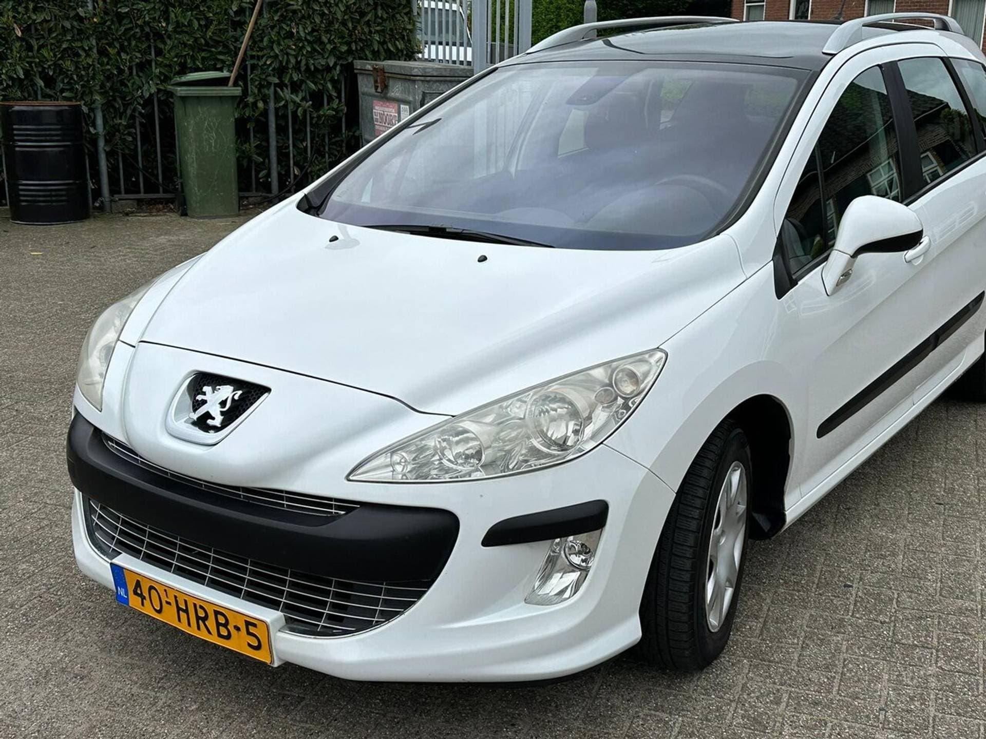 Peugeot 308 thumbnail 2
