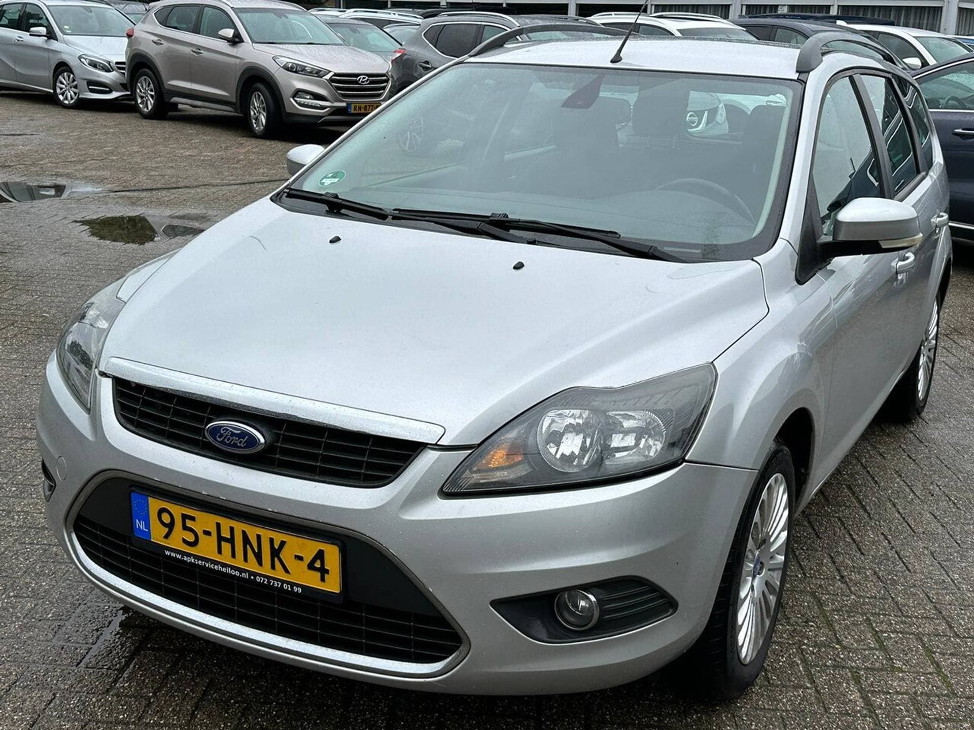 Ford Focus thumbnail 2