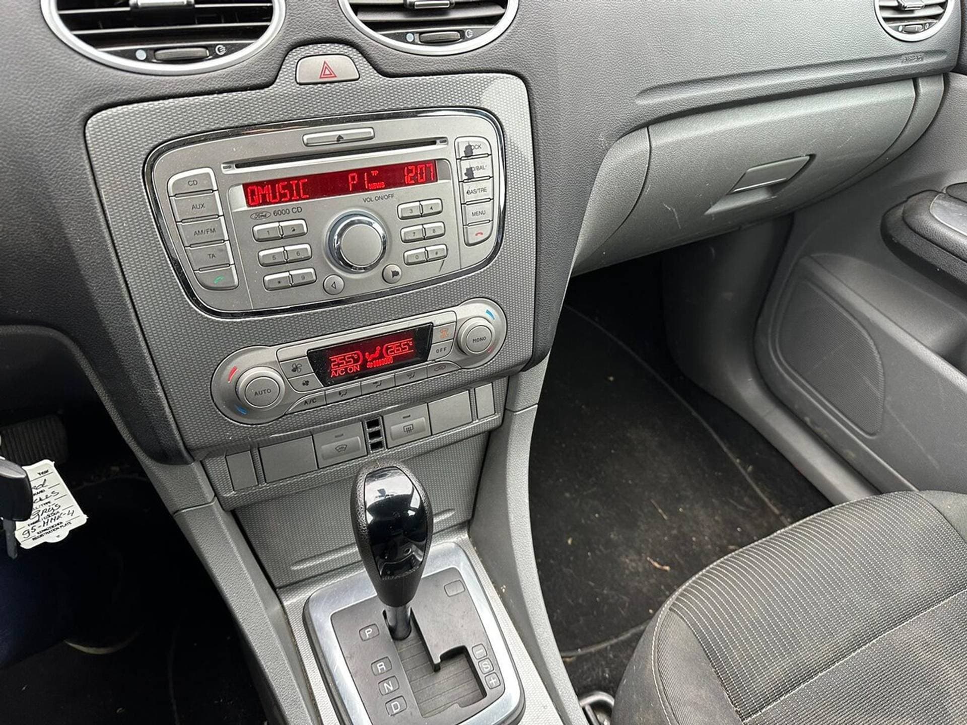 Ford Focus thumbnail 7