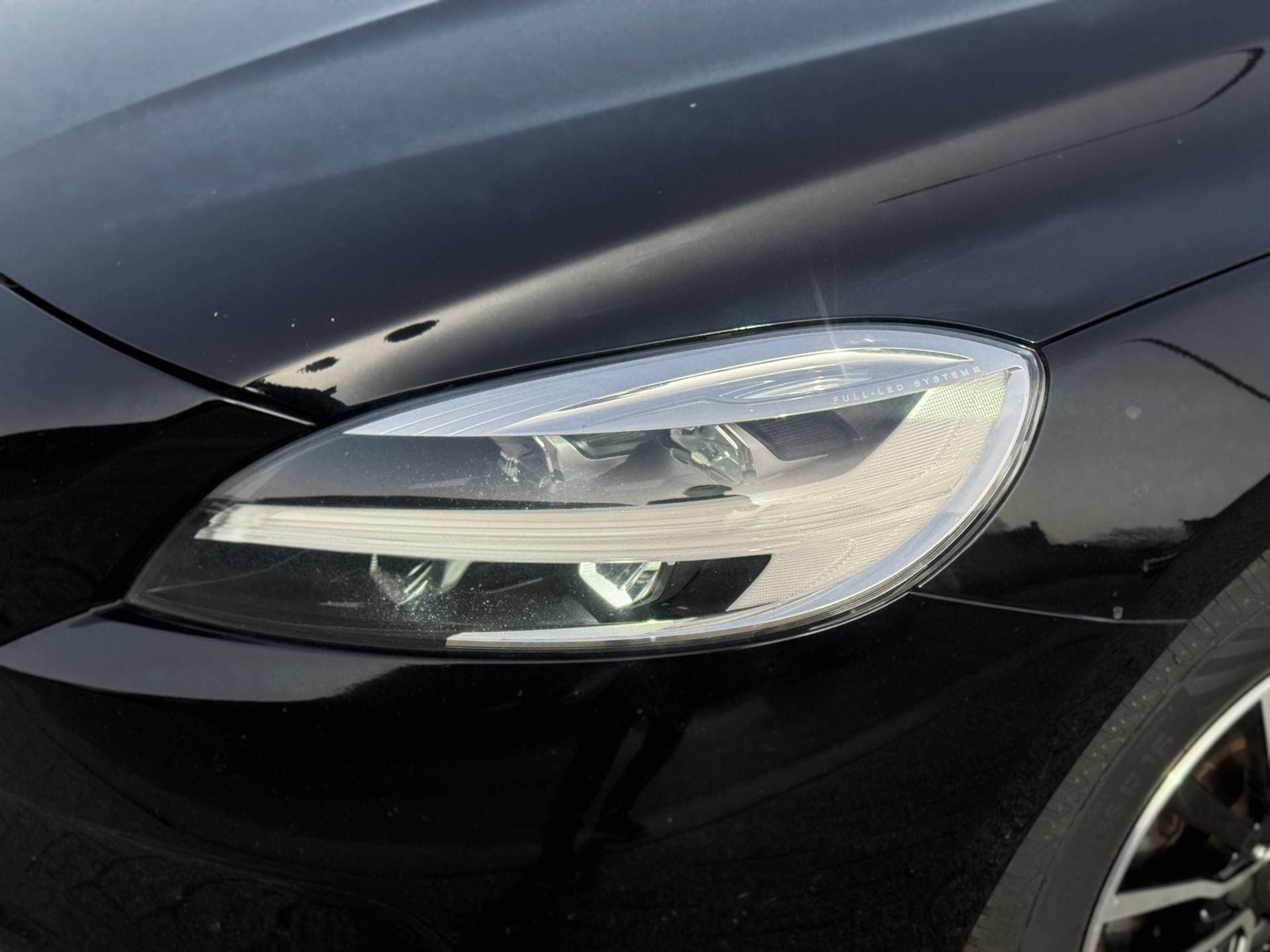 Volvo V40 2.0 D2 Momentum thumbnail 6