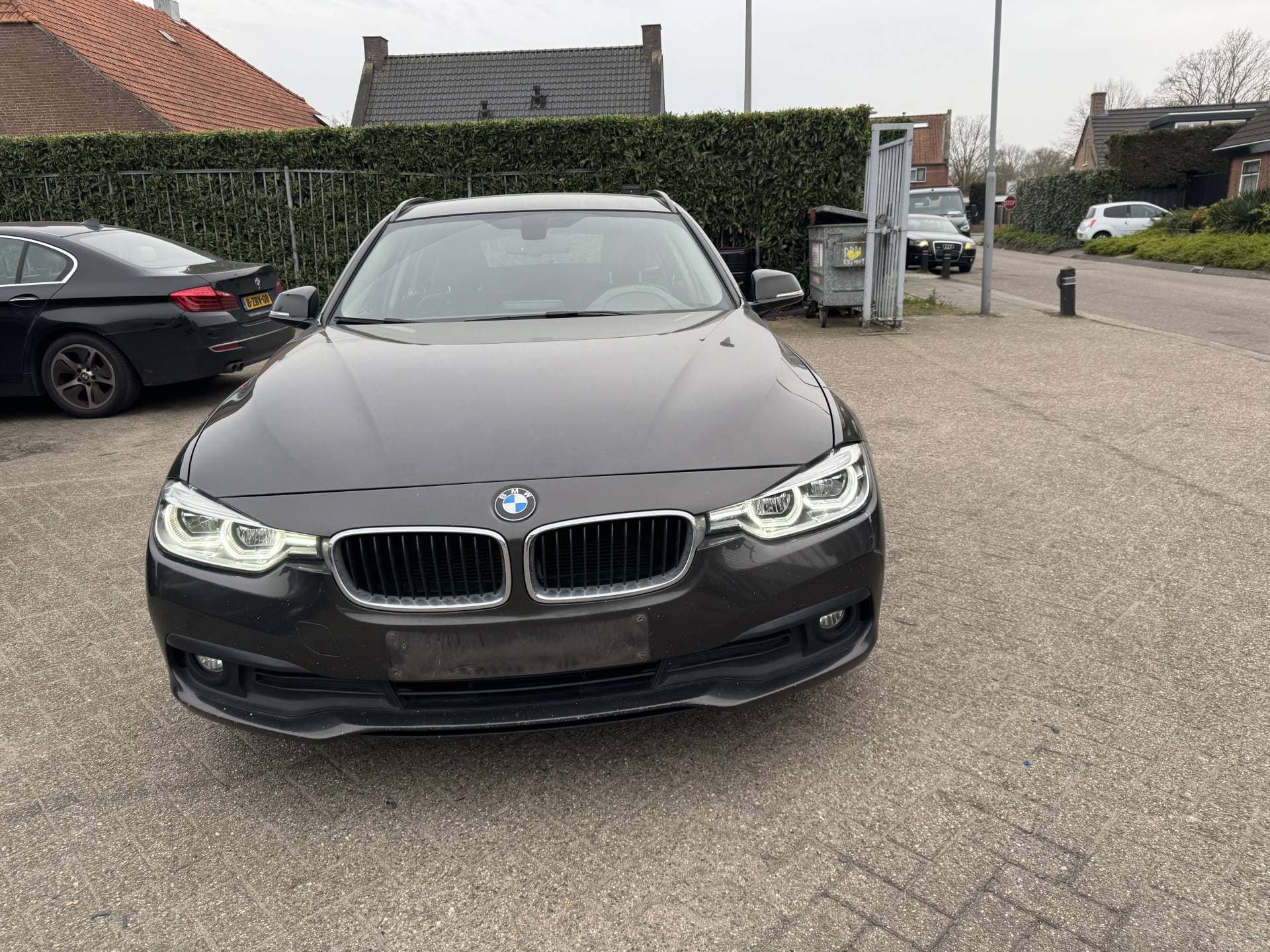 Bmw 3 Serie thumbnail 2