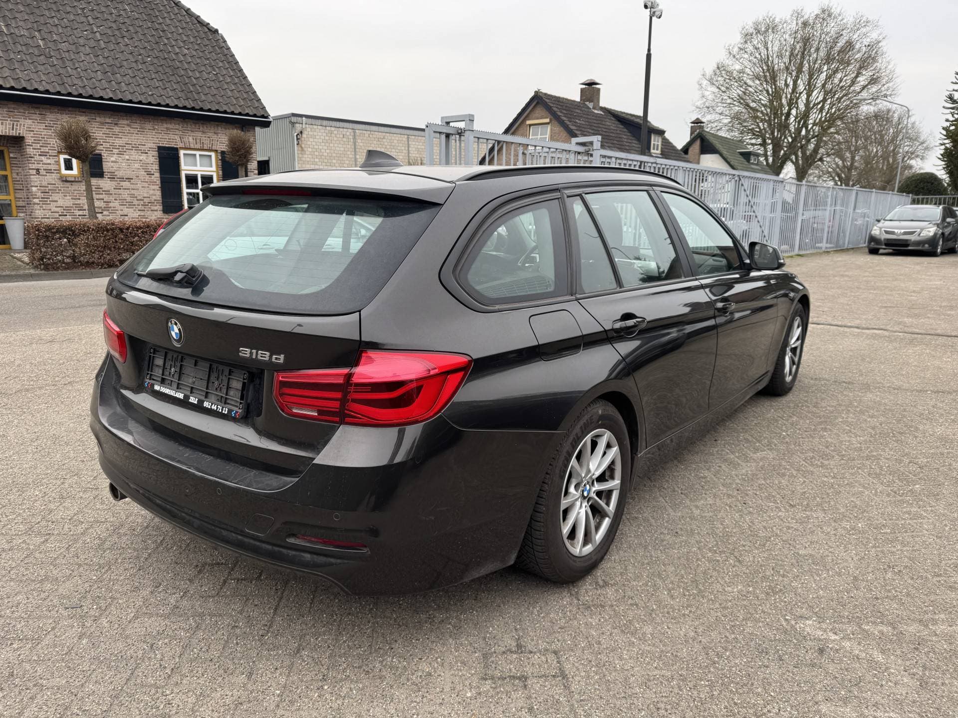 Bmw 3 Serie thumbnail 3