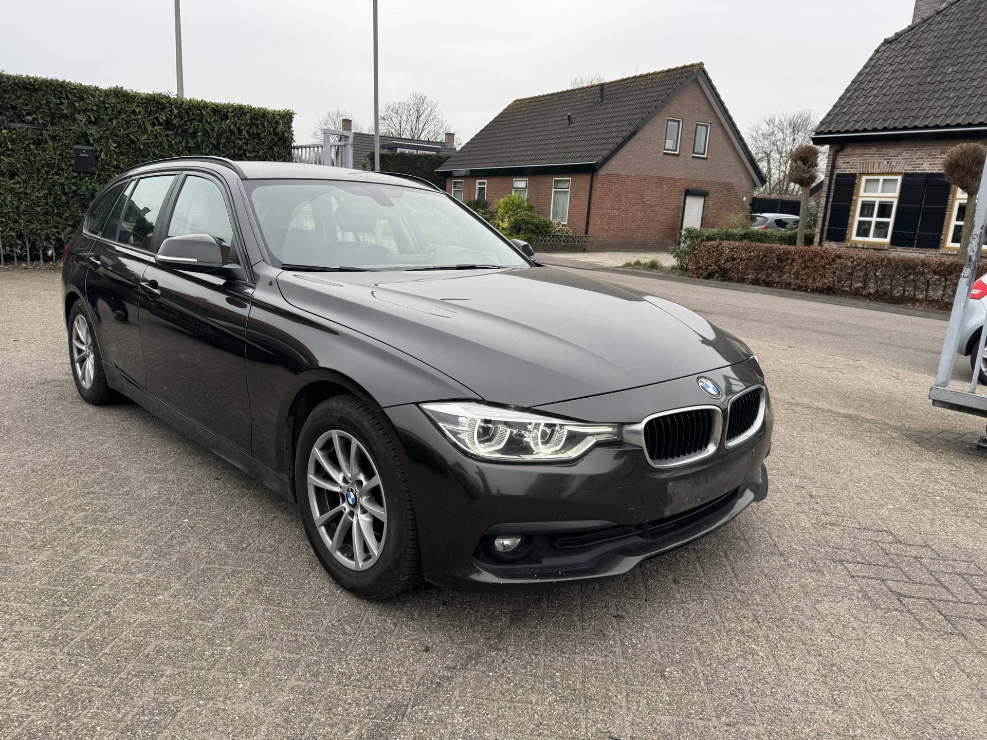 Bmw 3 Serie thumbnail 5