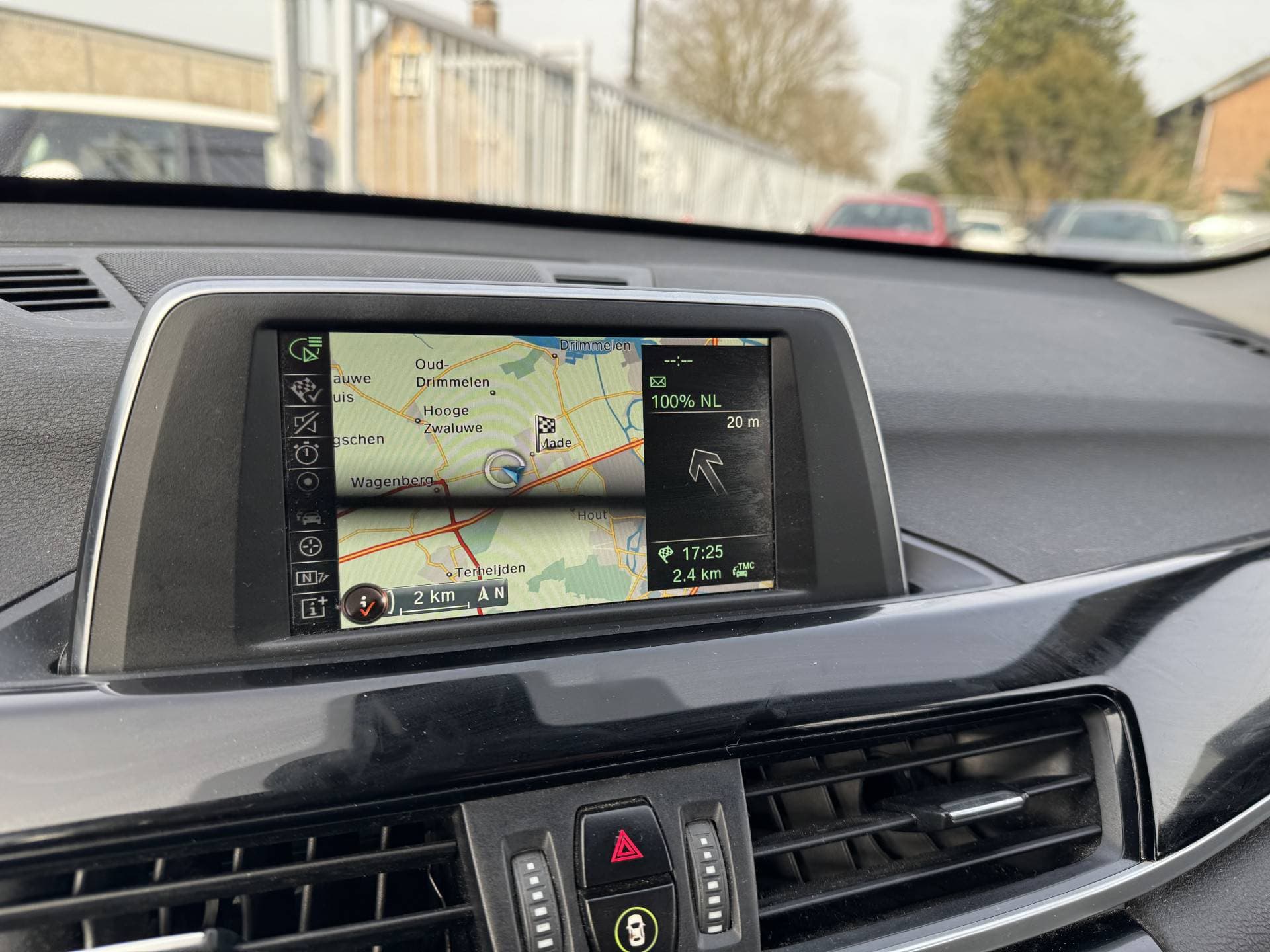 BMW X1 D Centennial High Executive thumbnail 8