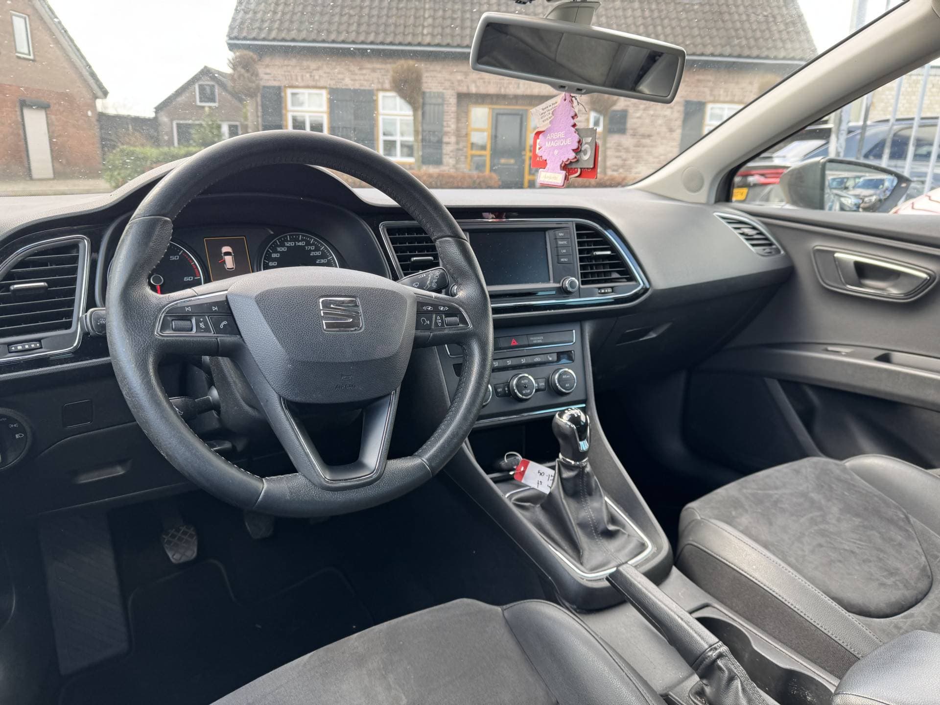 SEAT Leon ST 1.6 TDI Style Business Ecomotive thumbnail 15