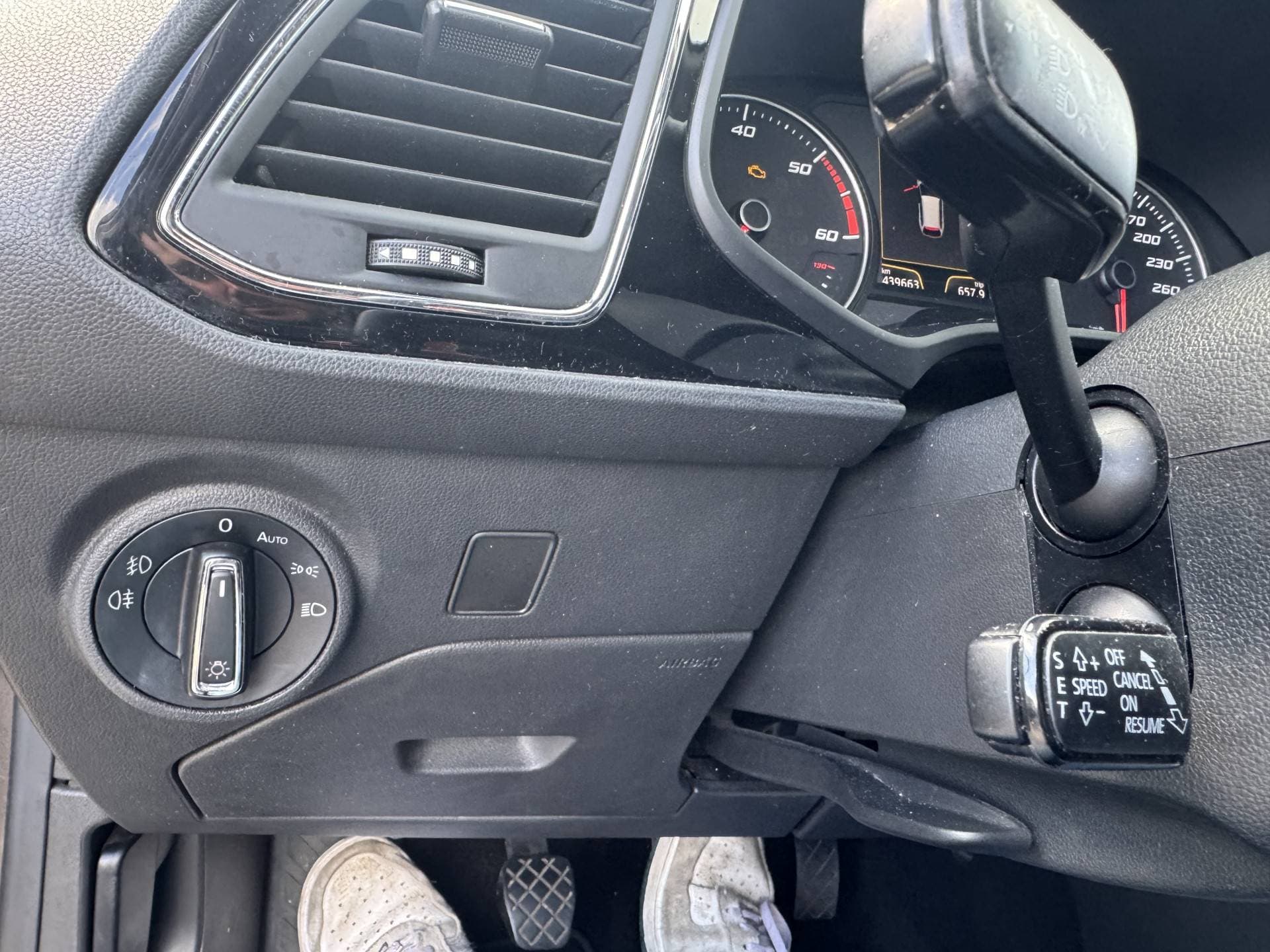 SEAT Leon ST 1.6 TDI Style Business Ecomotive thumbnail 7