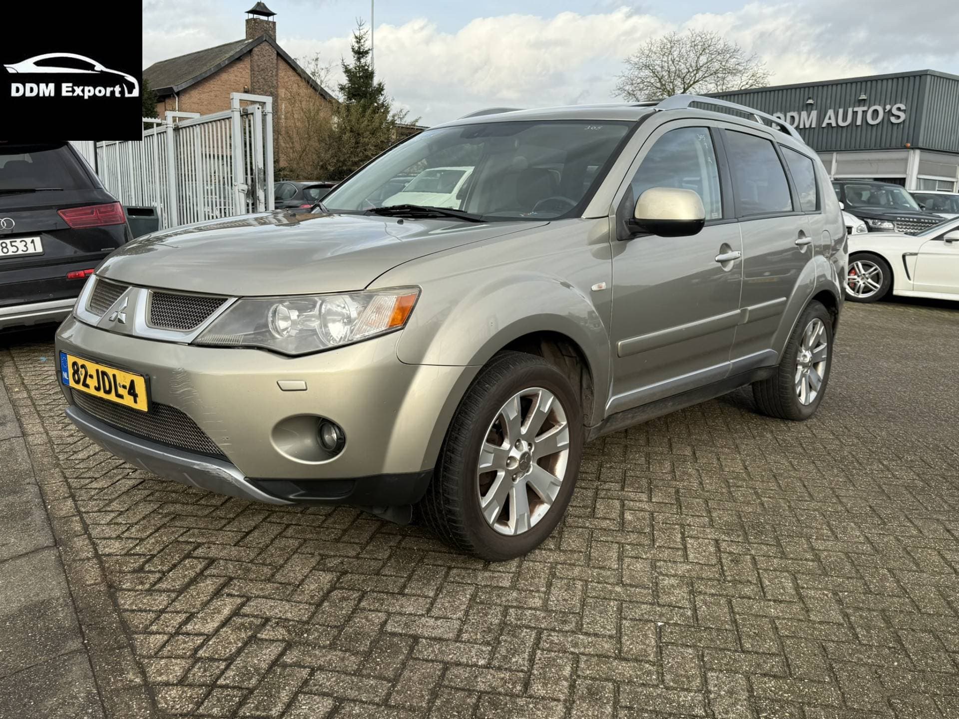 Mitsubishi Outlander DI-D 4X4