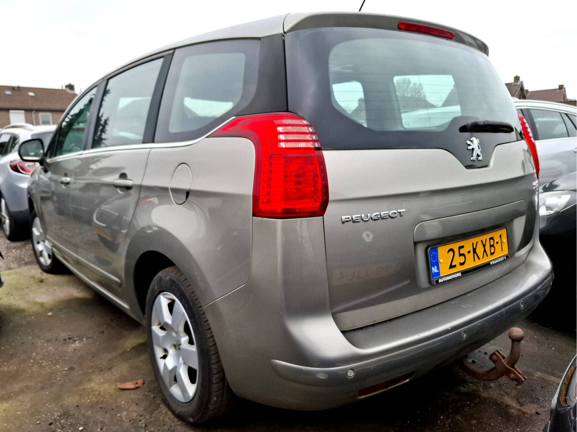 Peugeot 5008 thumbnail 2