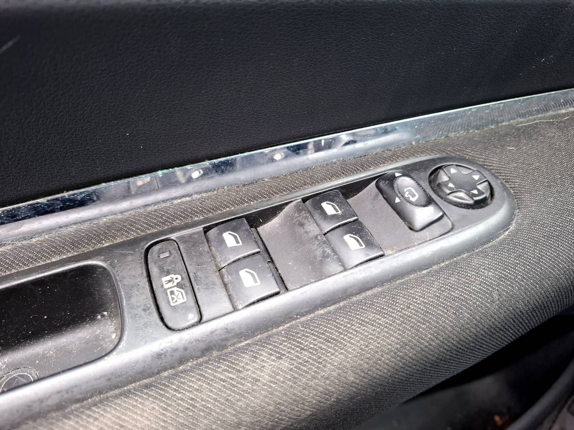 Peugeot 5008 thumbnail 12