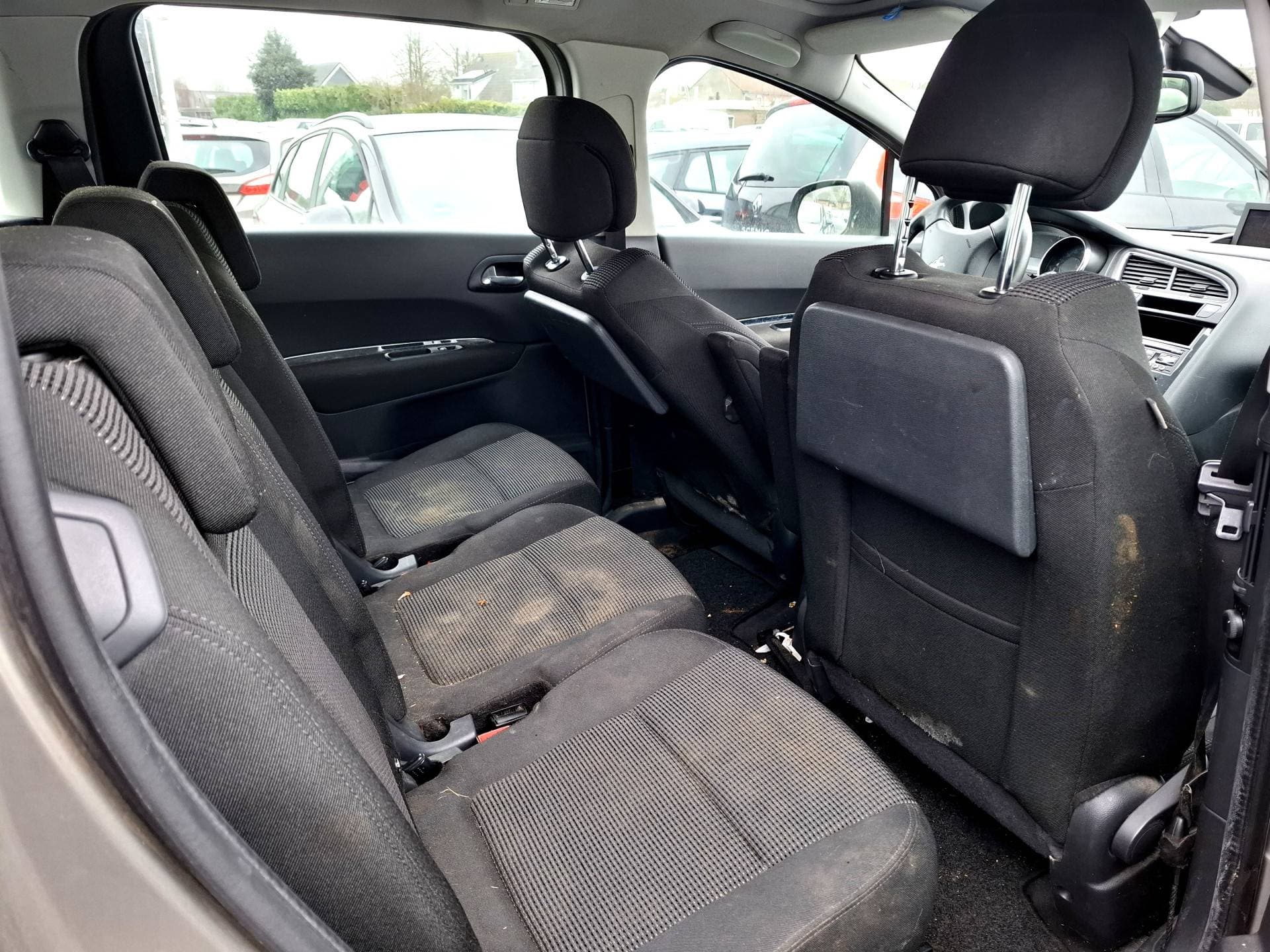 Peugeot 5008 thumbnail 6