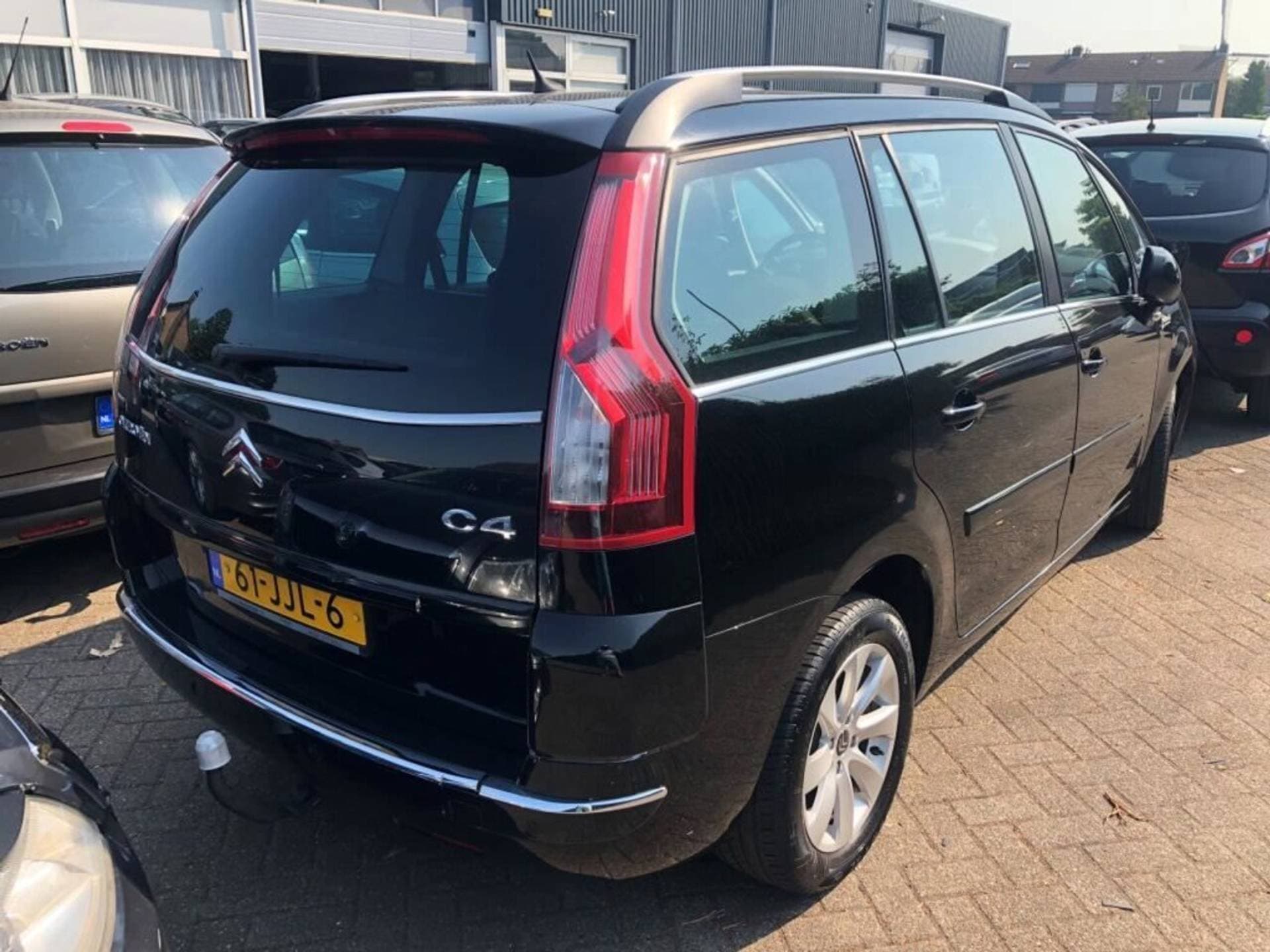 Citroen Grand C4 Picasso thumbnail 3