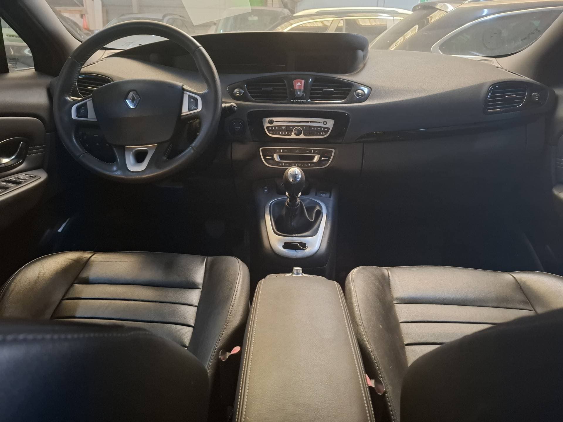 Renault Scénic thumbnail 3