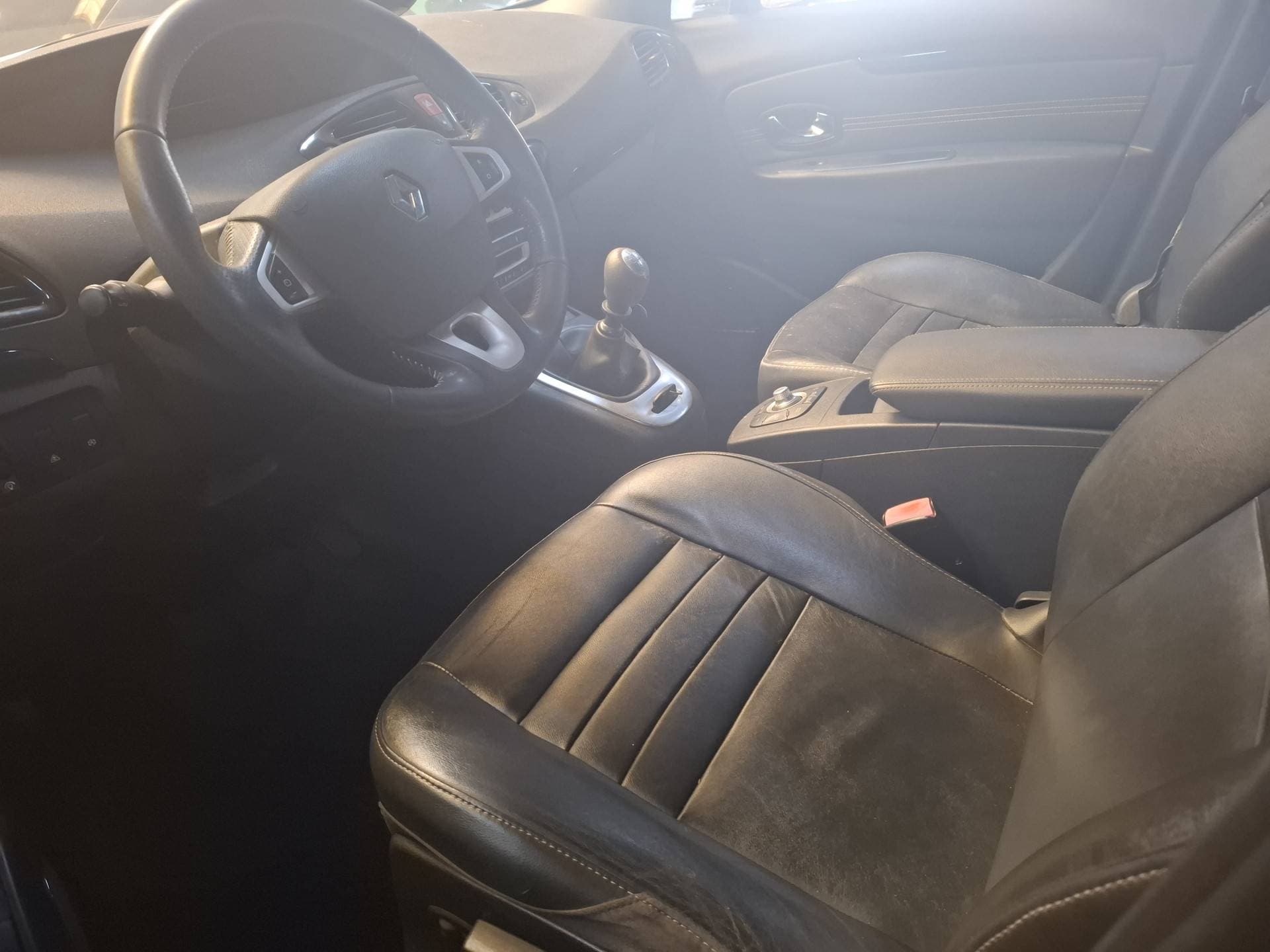 Renault Scénic thumbnail 4