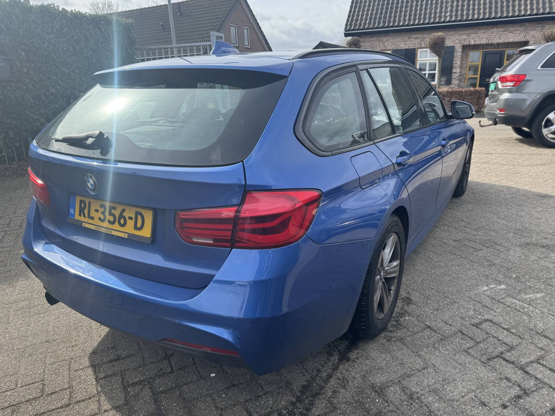 BMW 3 Serie Touring 318i Corporate Lease High Executive M-Pakket Automaat thumbnail 5