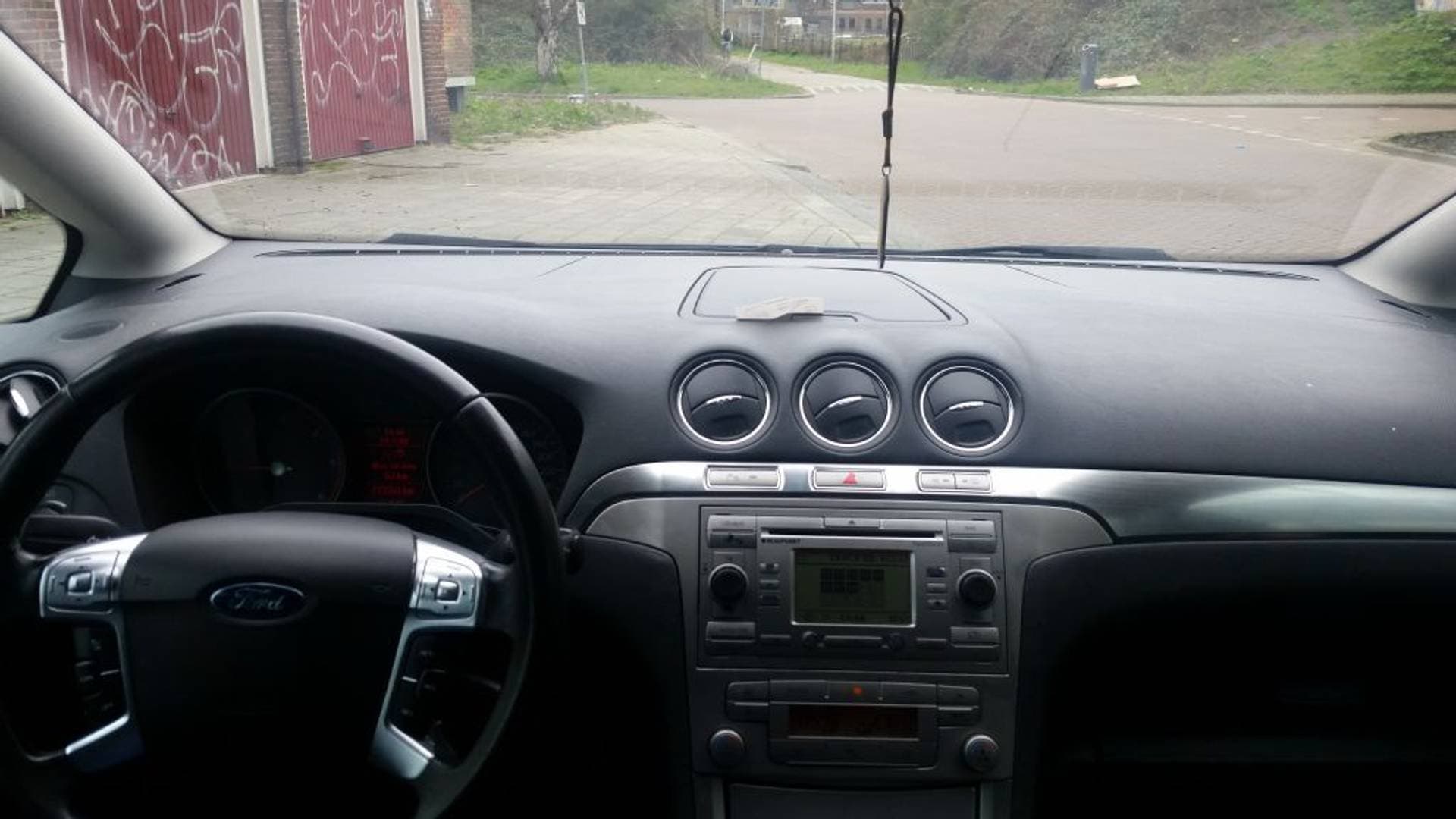 Ford S-Max thumbnail 6