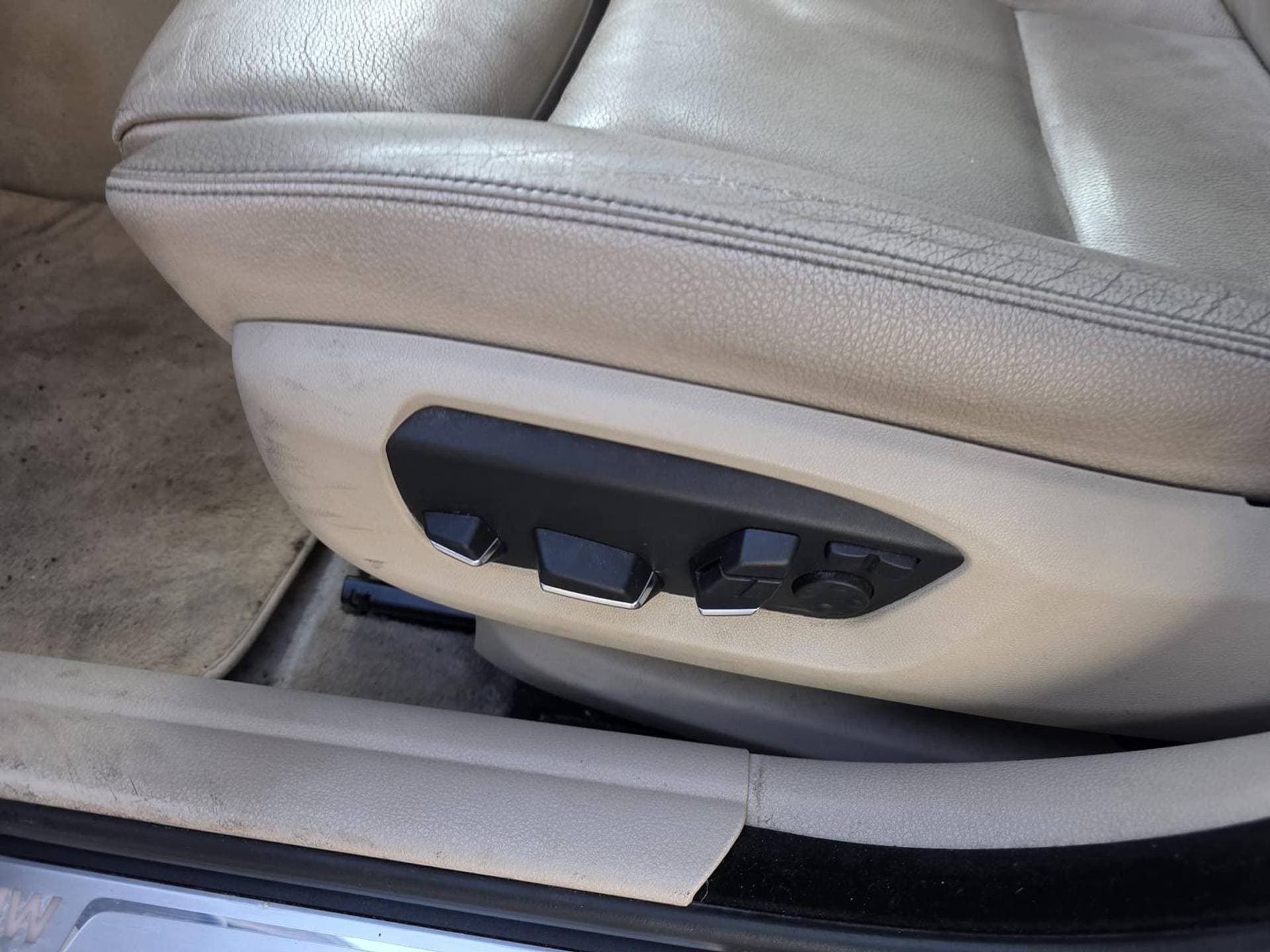 BMW 5 Serie 520i Luxury Edition Automaat thumbnail 8