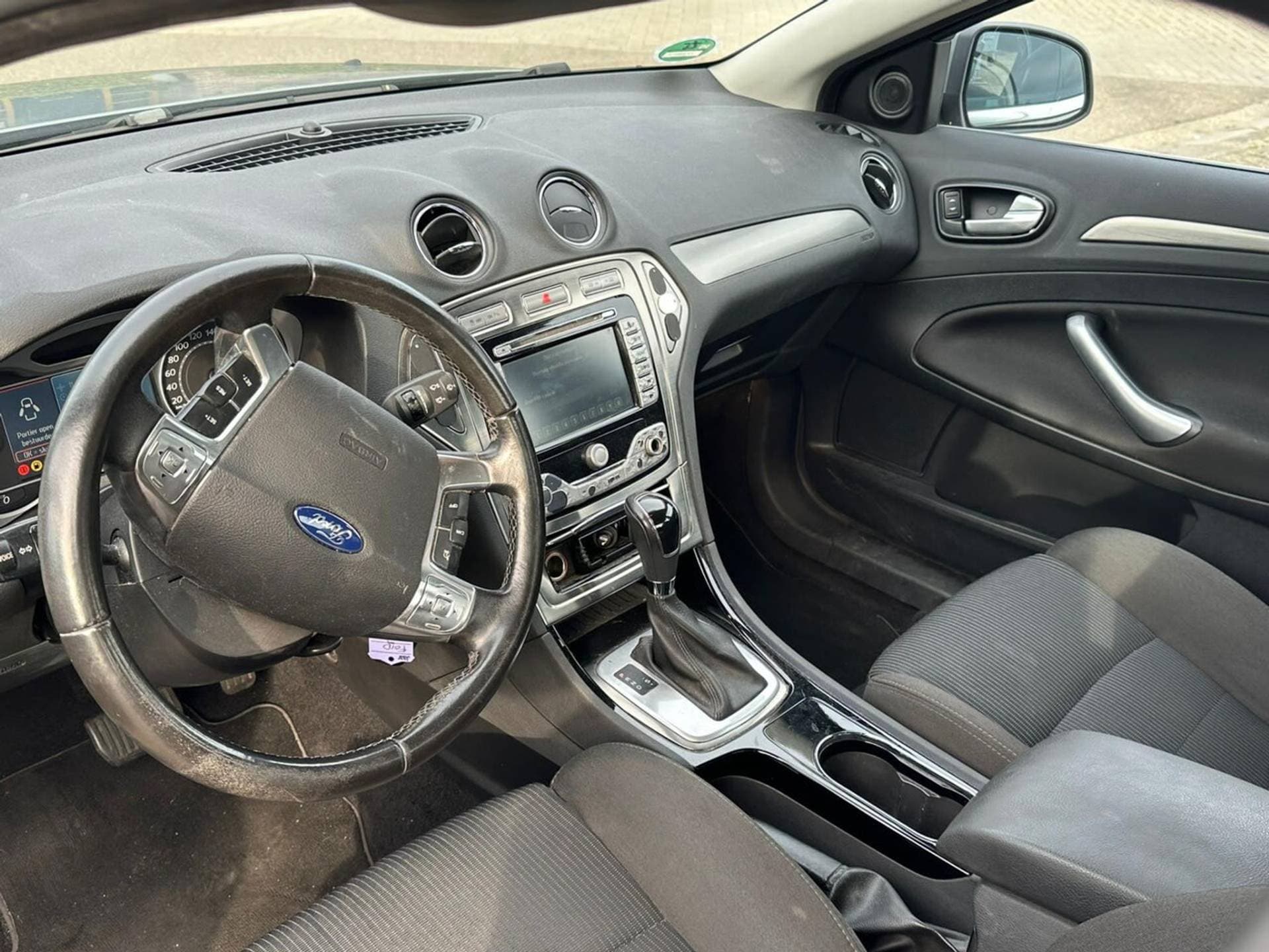 Ford Mondeo thumbnail 7