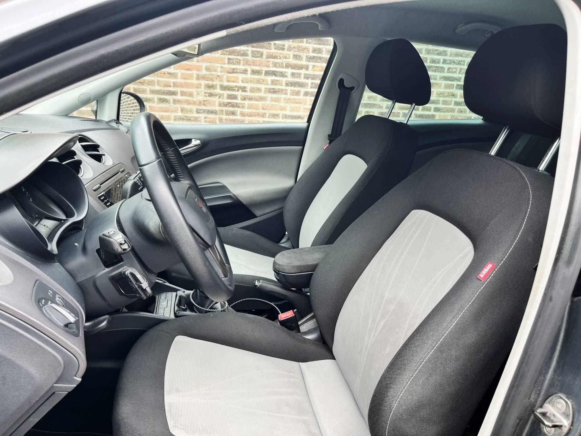 Seat Ibiza thumbnail 4