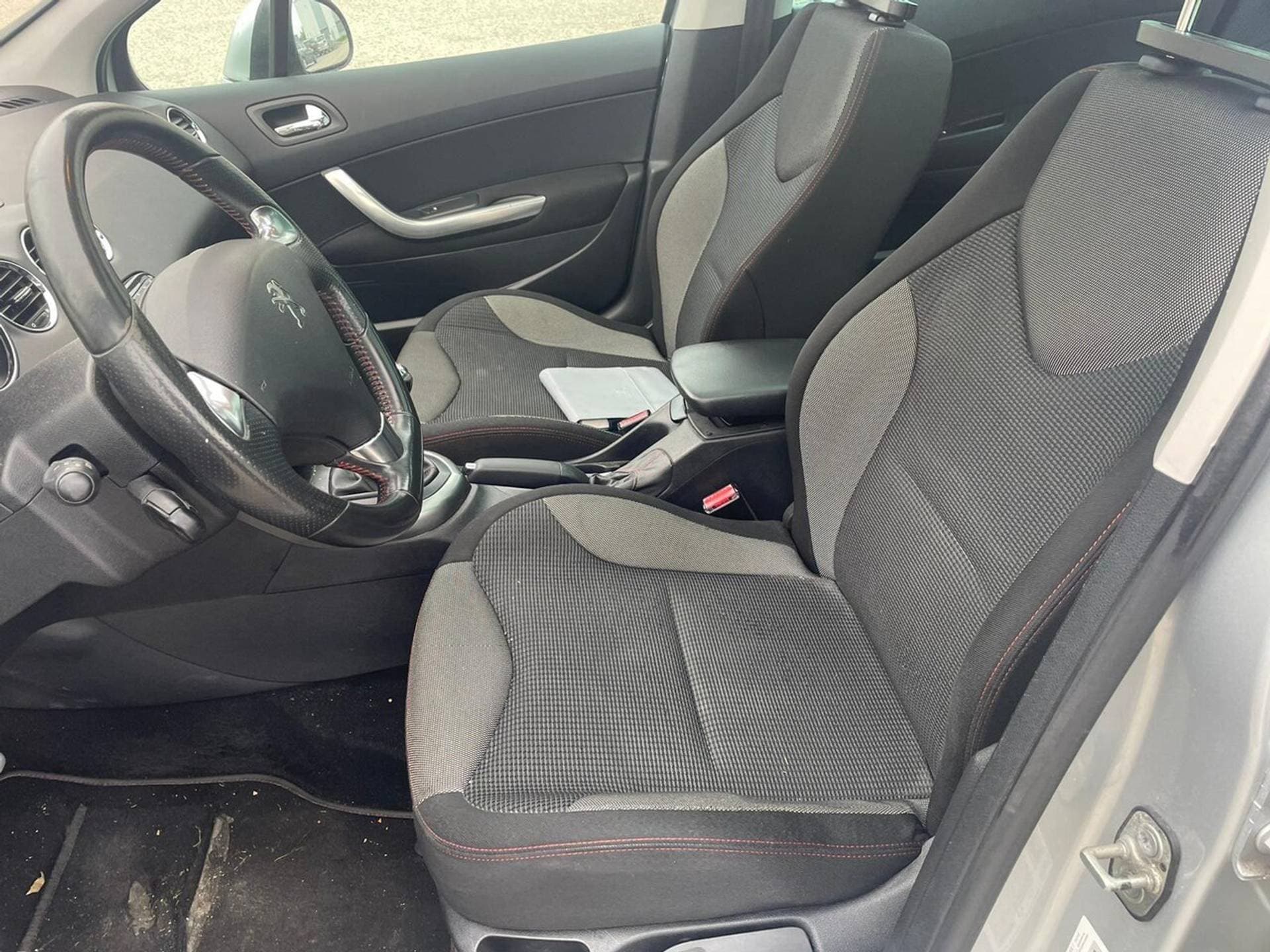 Peugeot 308 thumbnail 8