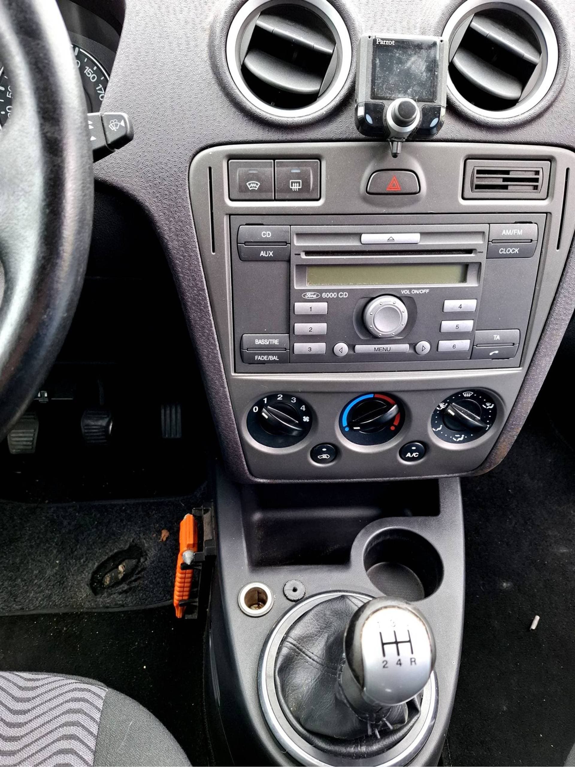 Ford Fusion thumbnail 5