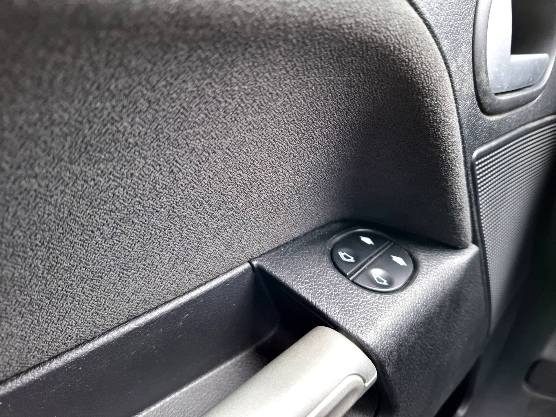 Ford Fusion thumbnail 6