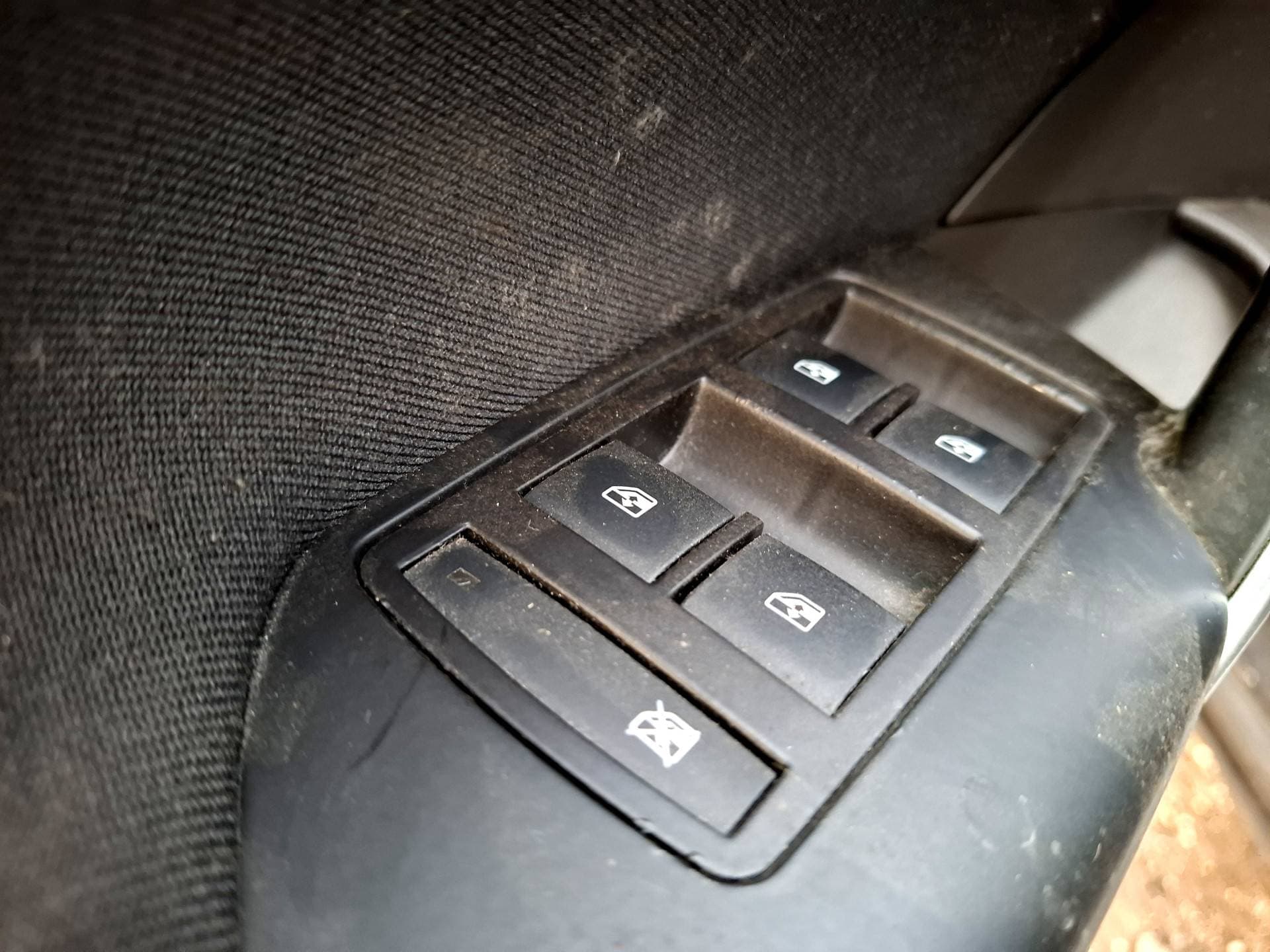 Opel Insignia thumbnail 10