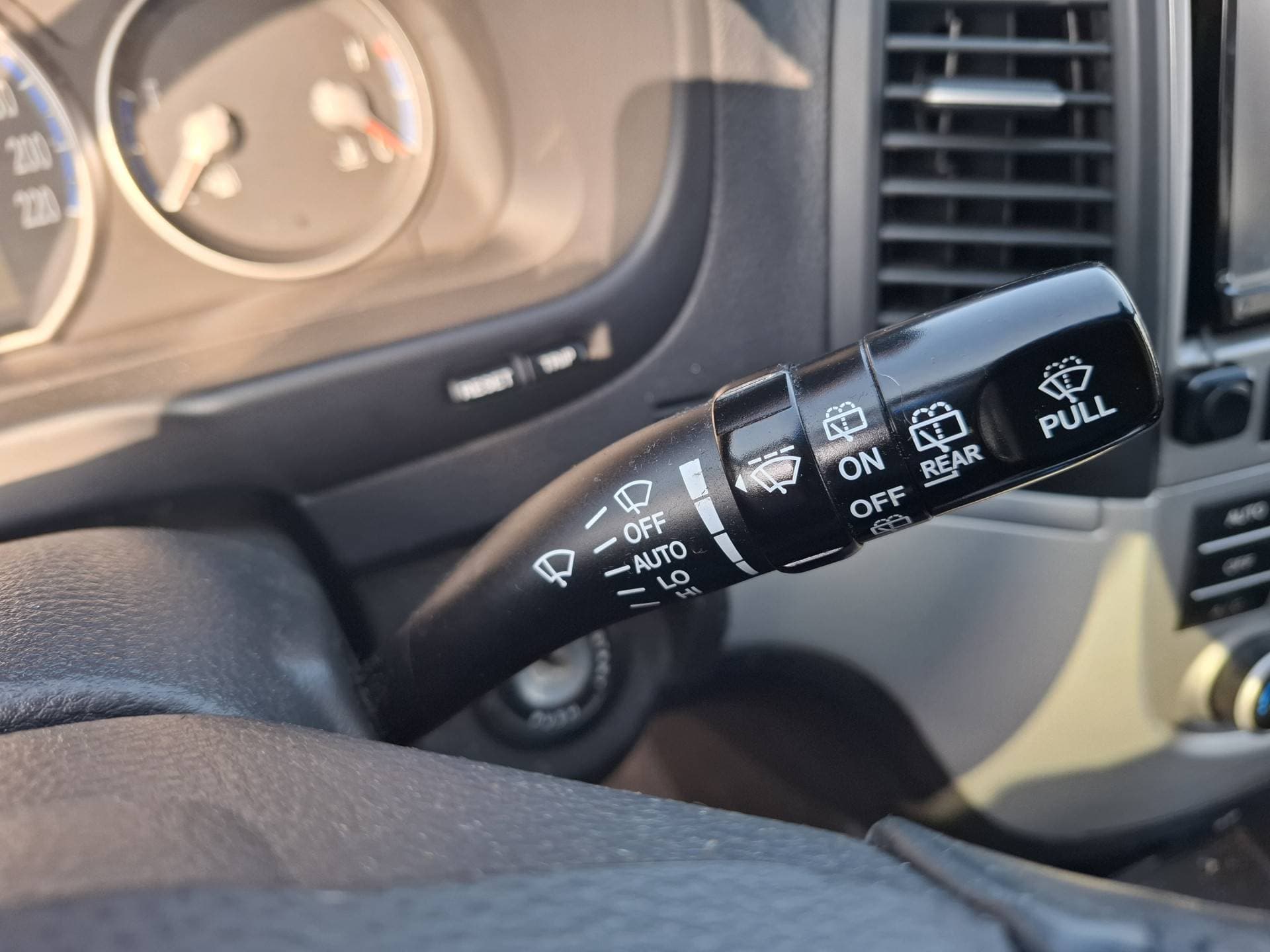 Hyundai Santa Fe thumbnail 8