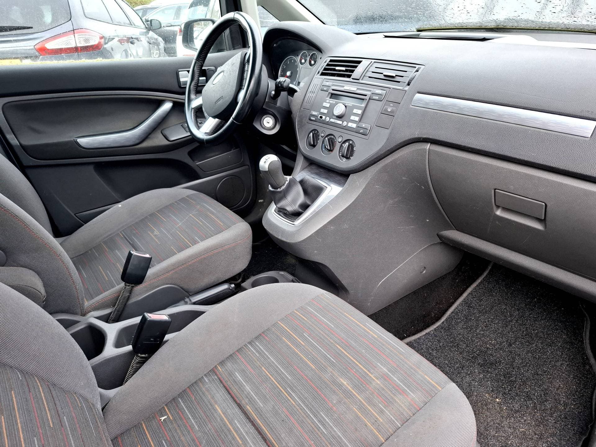 Ford C-MAX thumbnail 2