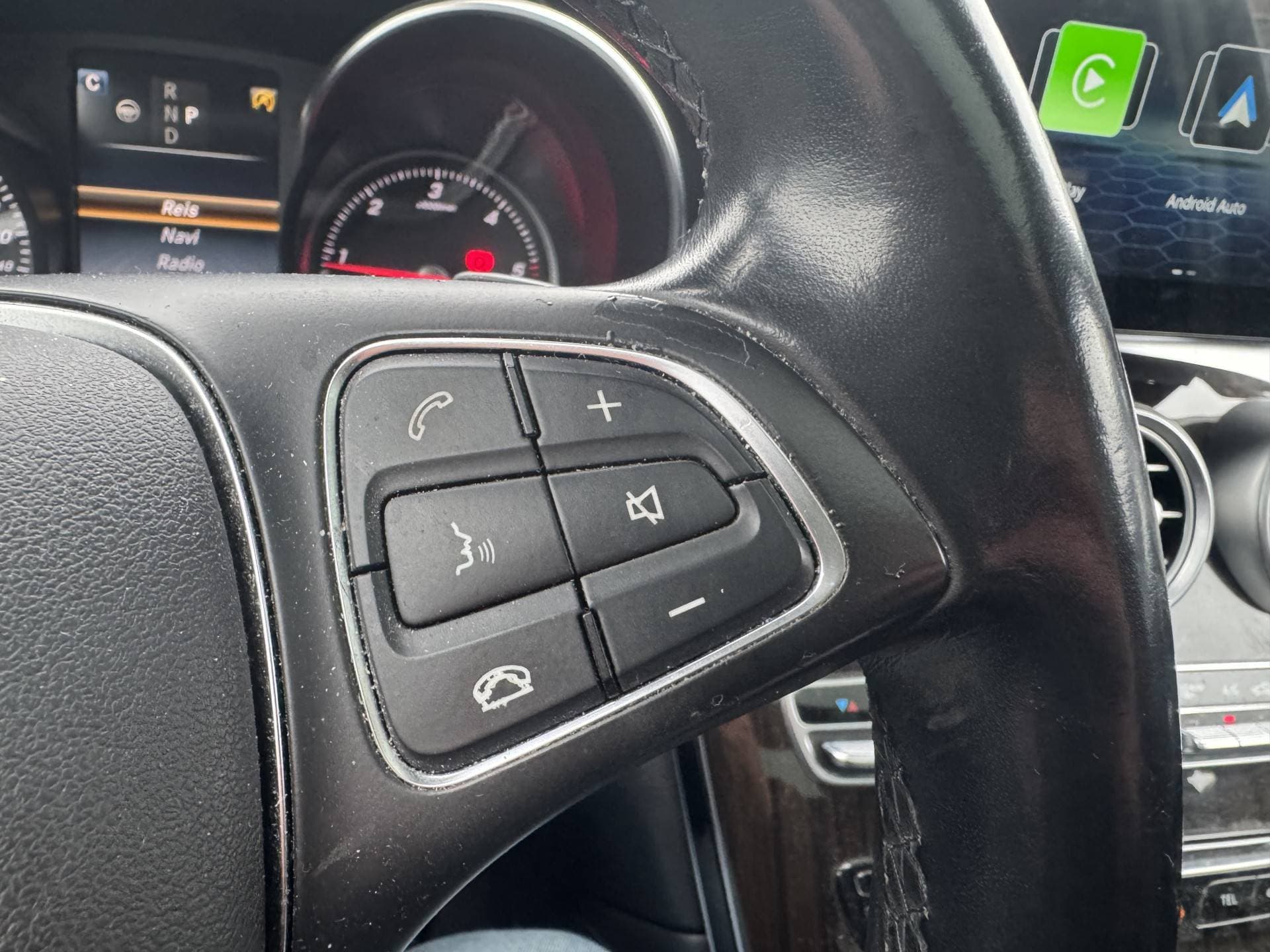 Mercedes-Benz GLC thumbnail 27