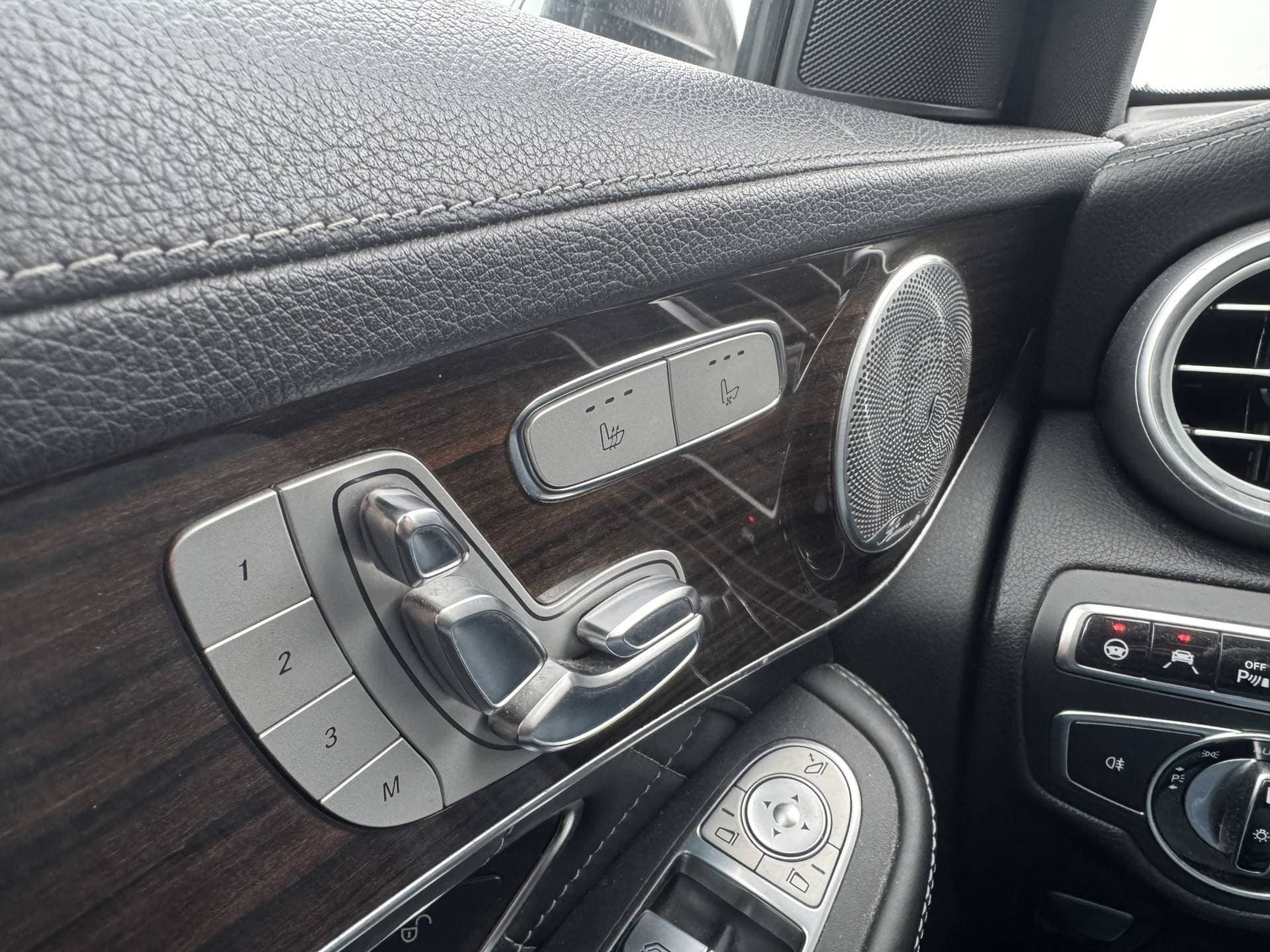 Mercedes-Benz GLC thumbnail 29