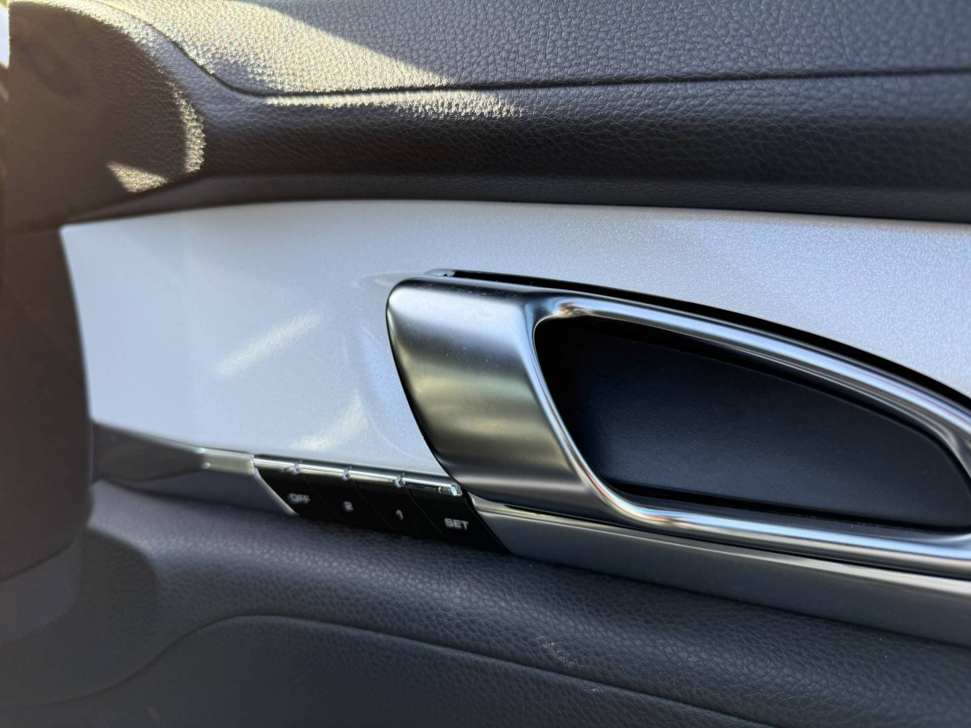 Porsche Panamera thumbnail 13