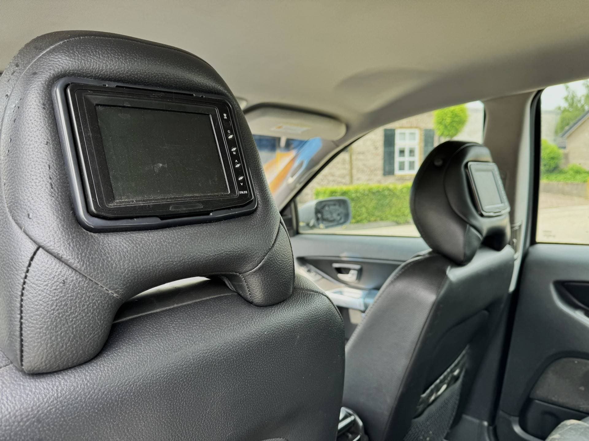 Volvo XC90 thumbnail 10