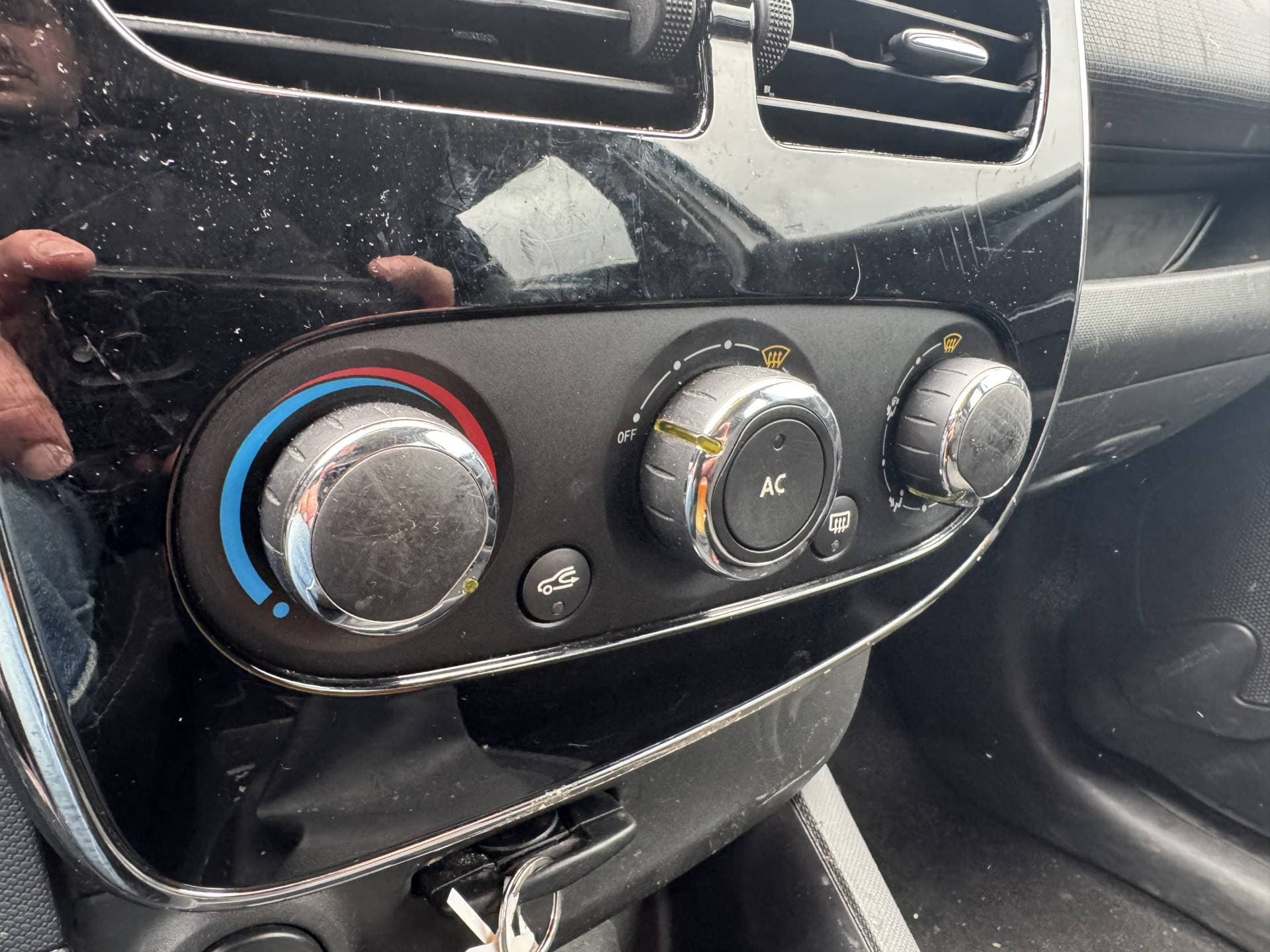 Renault Clio Estate 1.5 dCi ECO Expression thumbnail 12