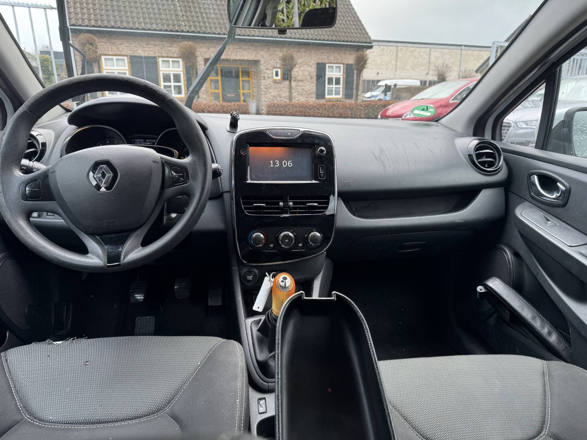 Renault Clio Estate 1.5 dCi ECO Expression thumbnail 10