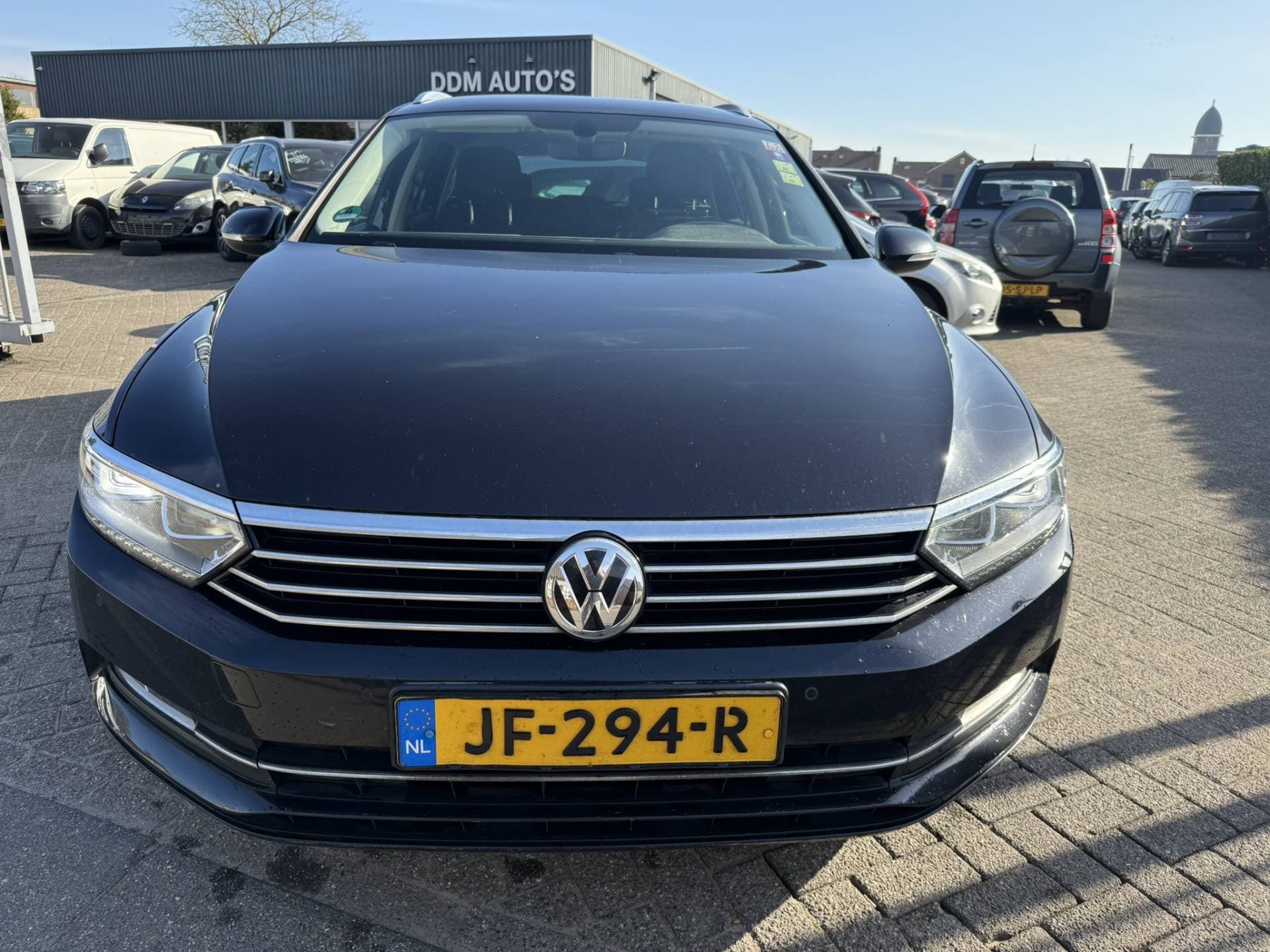 Volkswagen Passat thumbnail 3