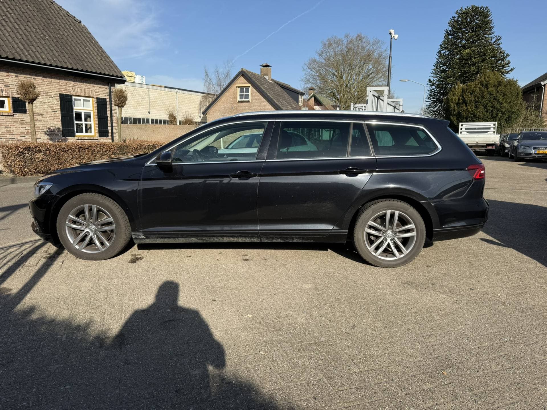 Volkswagen Passat thumbnail 5