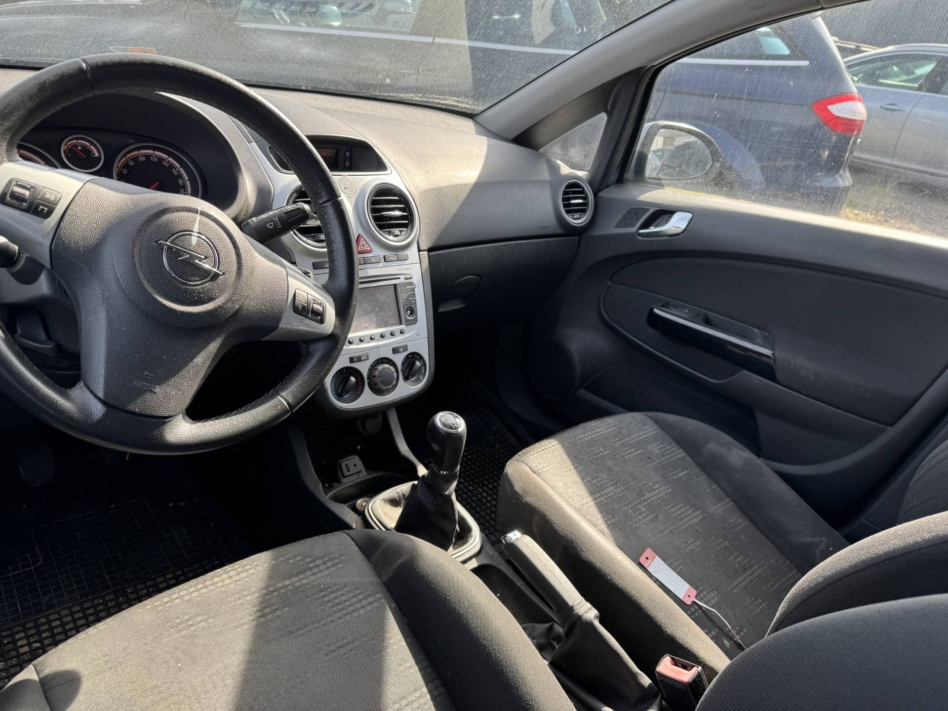 Opel Corsa thumbnail 4