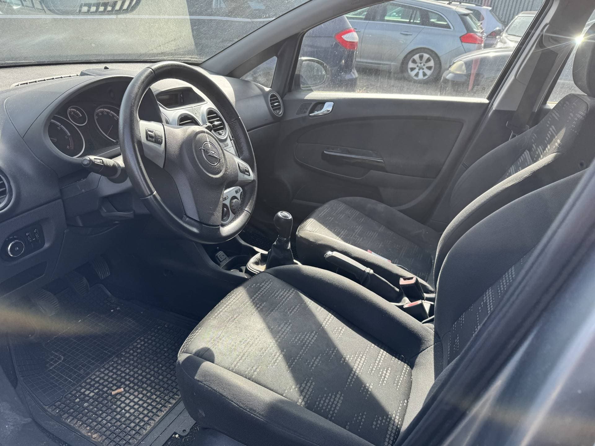 Opel Corsa thumbnail 7