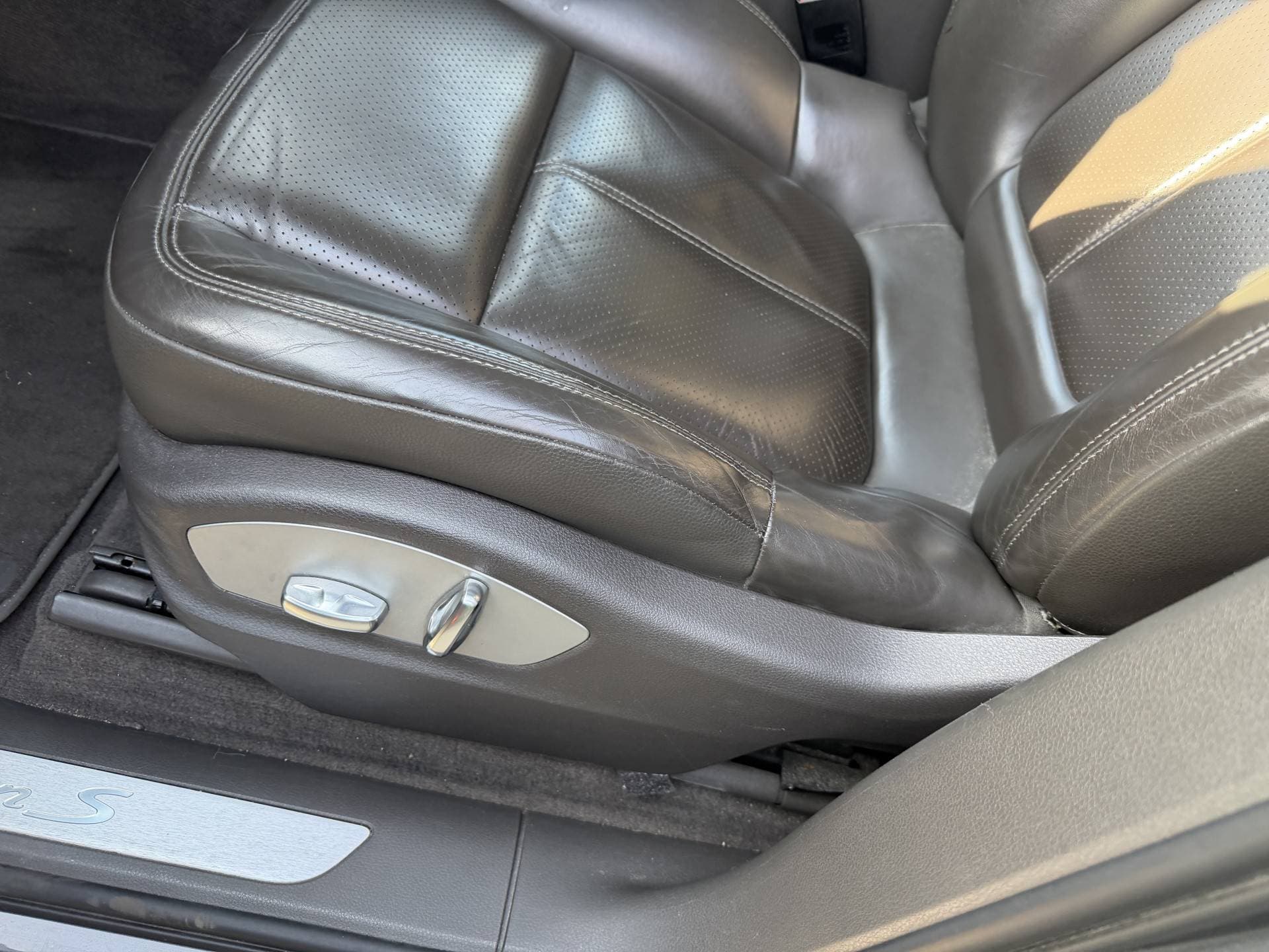 Porsche Macan thumbnail 11