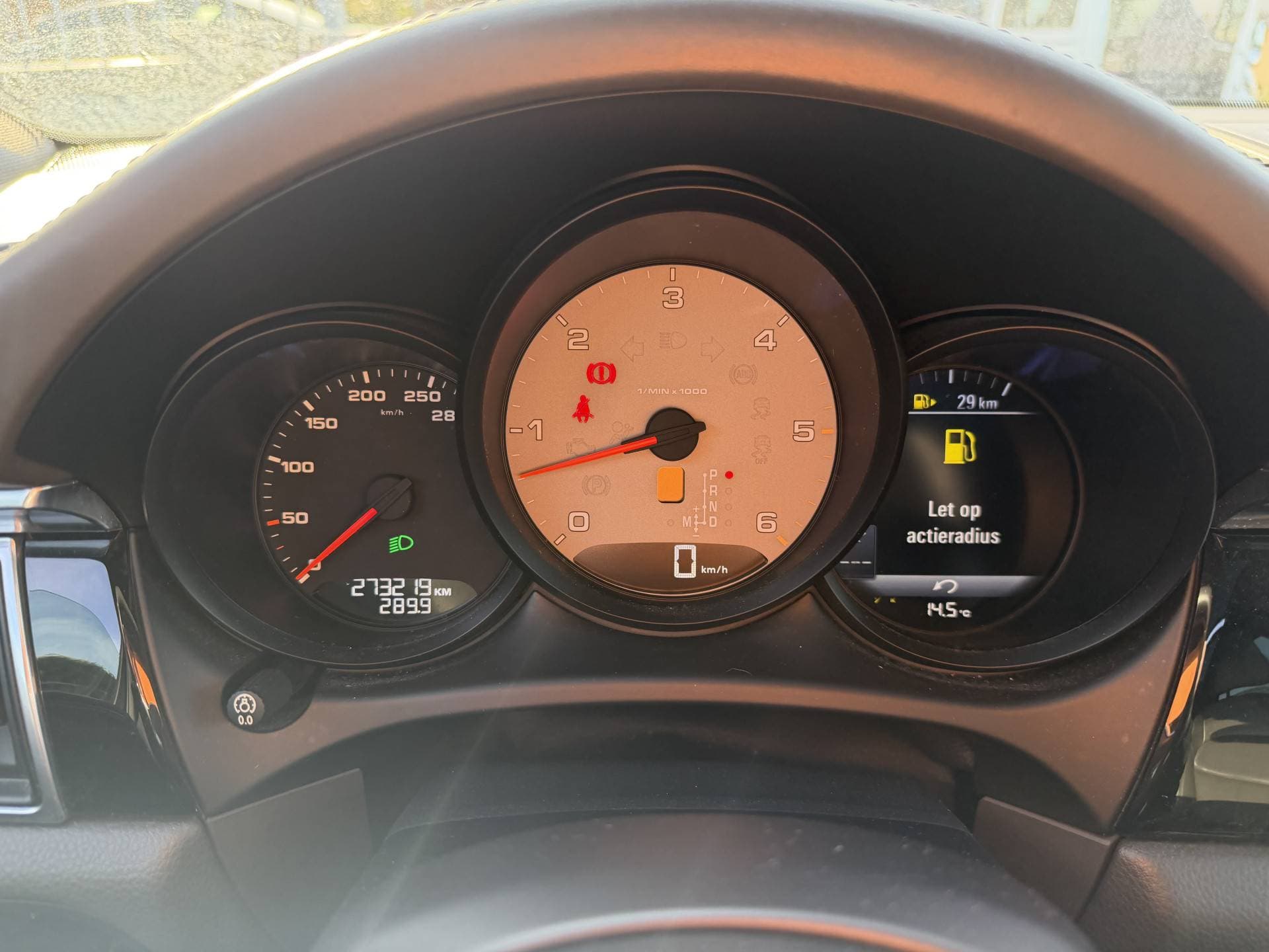 Porsche Macan thumbnail 9