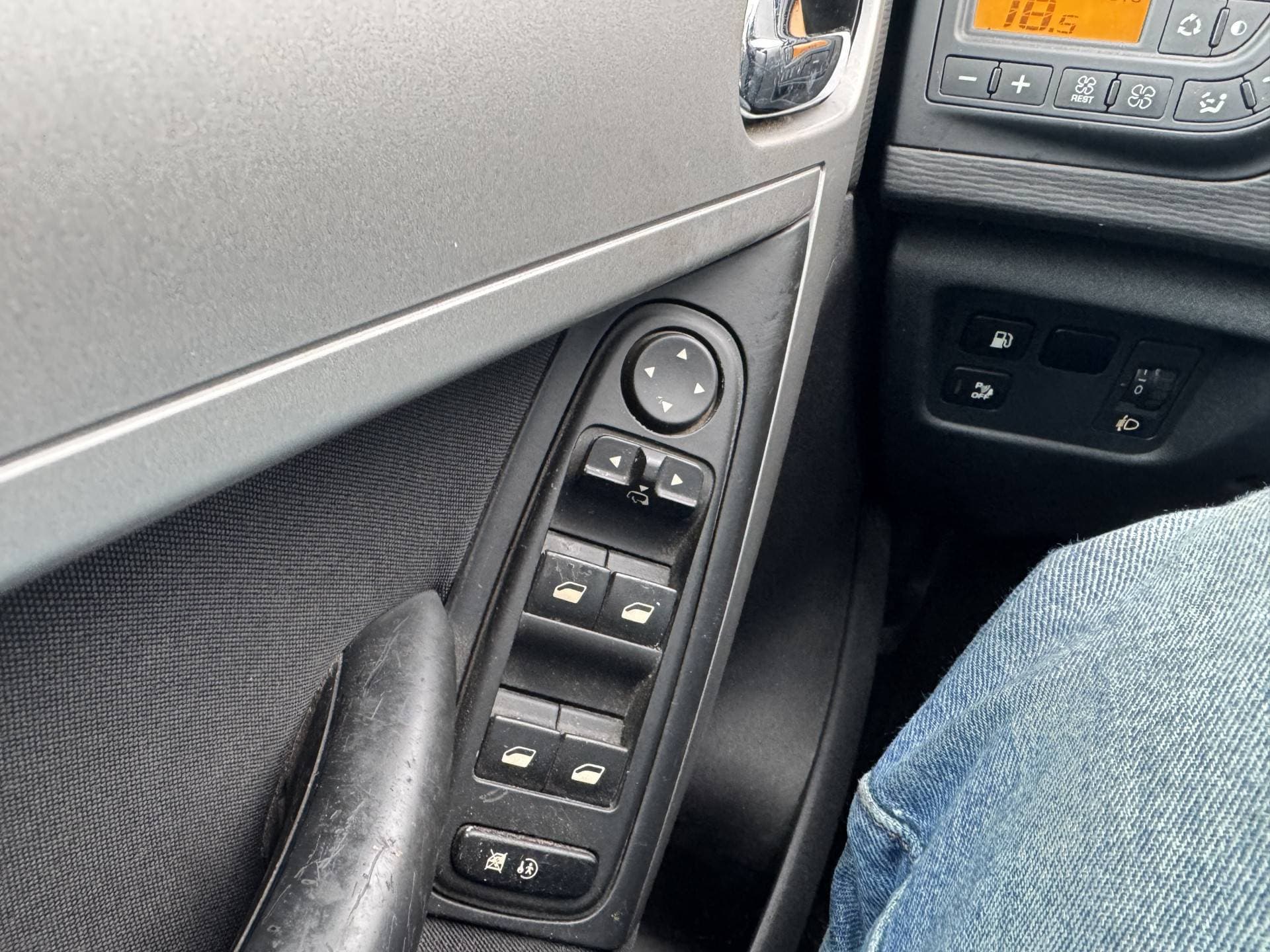 Citroen Grand C4 Picasso thumbnail 18