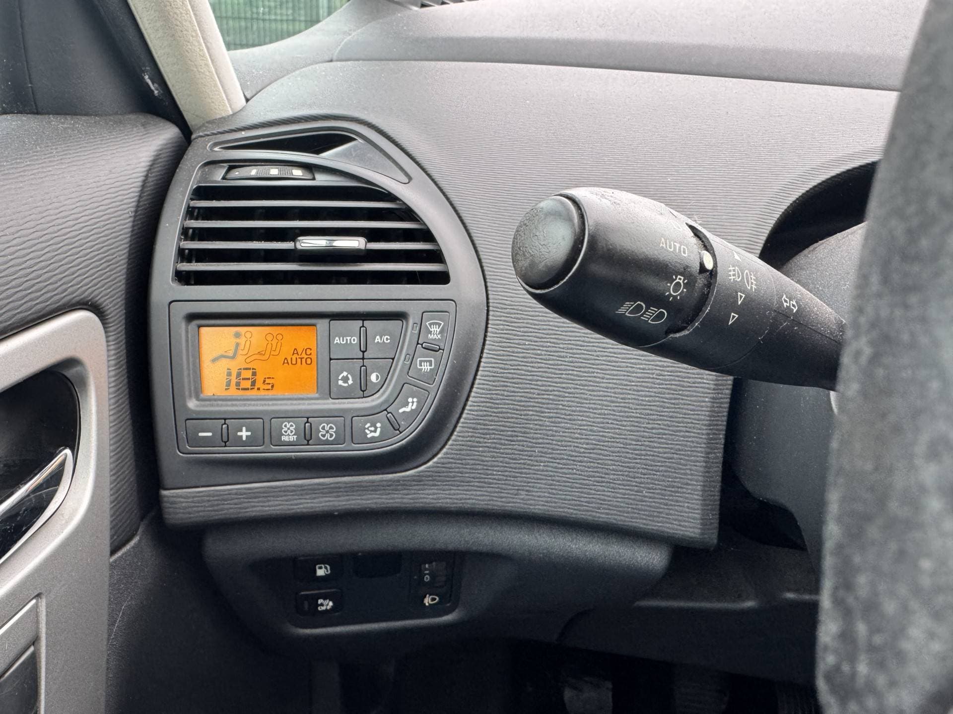 Citroen Grand C4 Picasso thumbnail 22