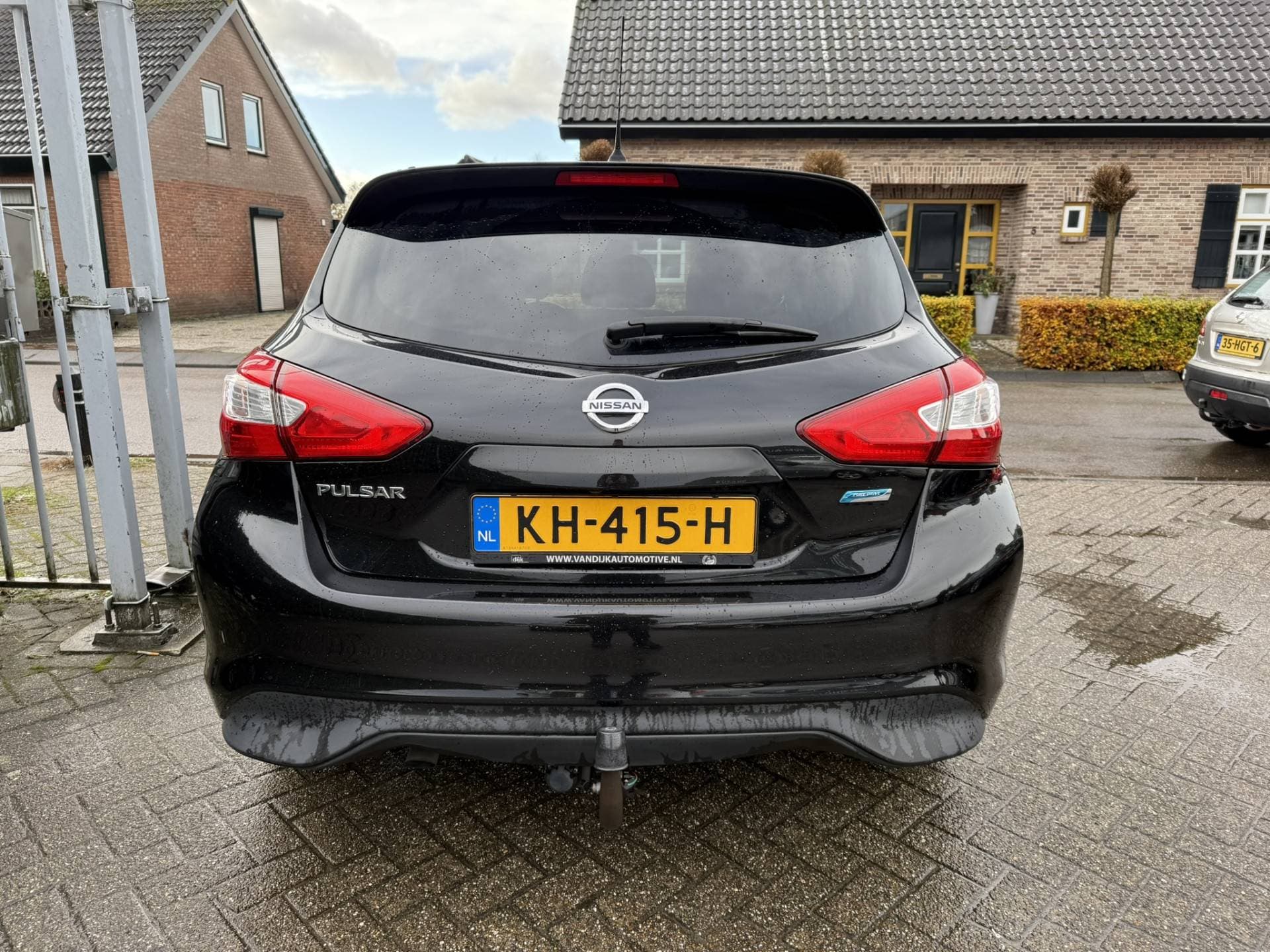 Nissan Pulsar thumbnail 5