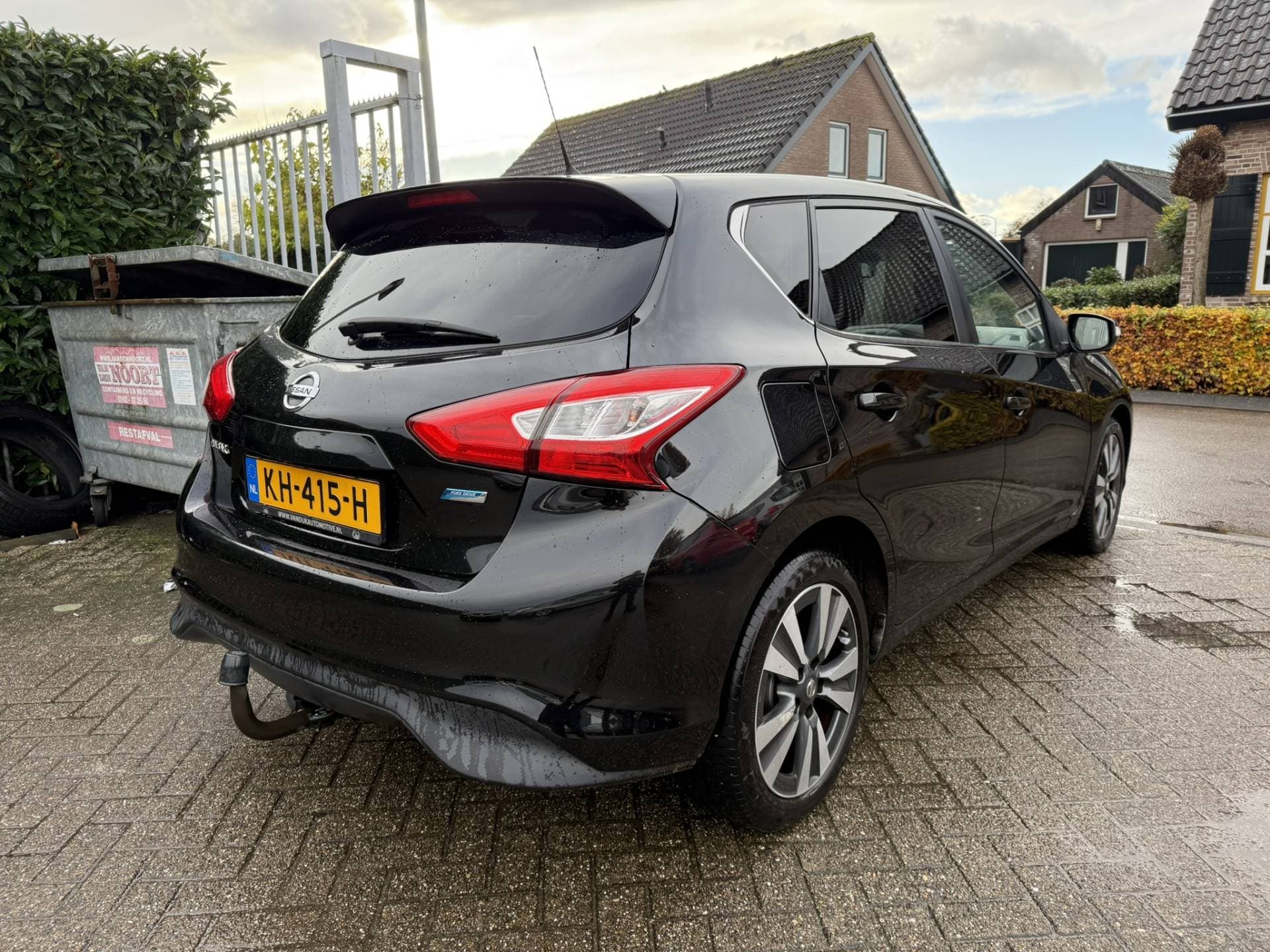 Nissan Pulsar thumbnail 6