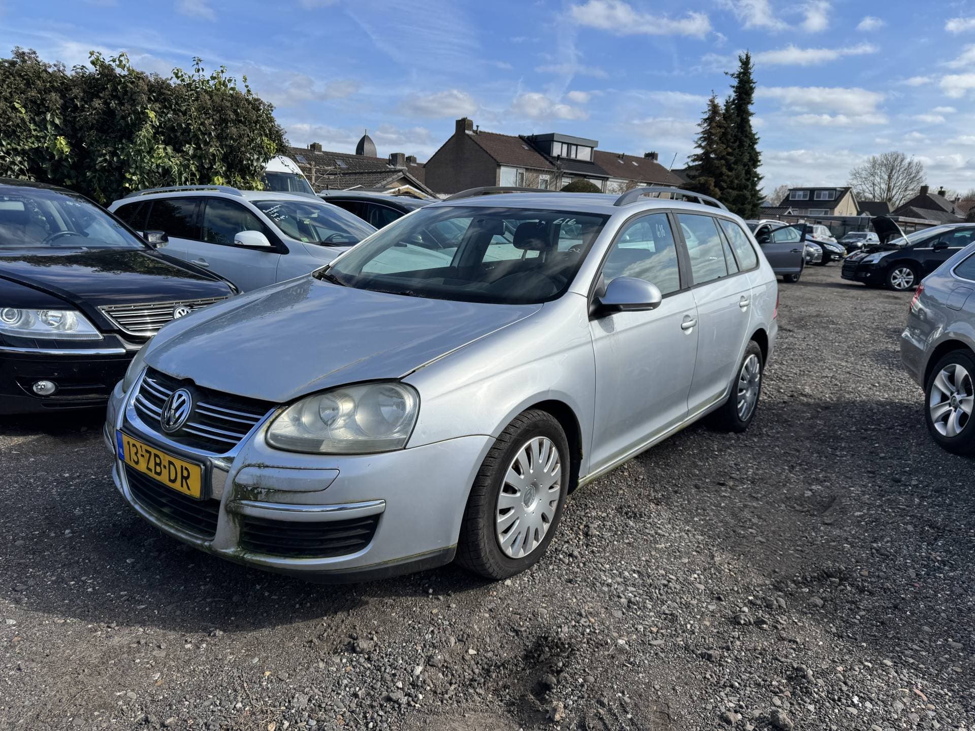 Volkswagen Golf thumbnail 12