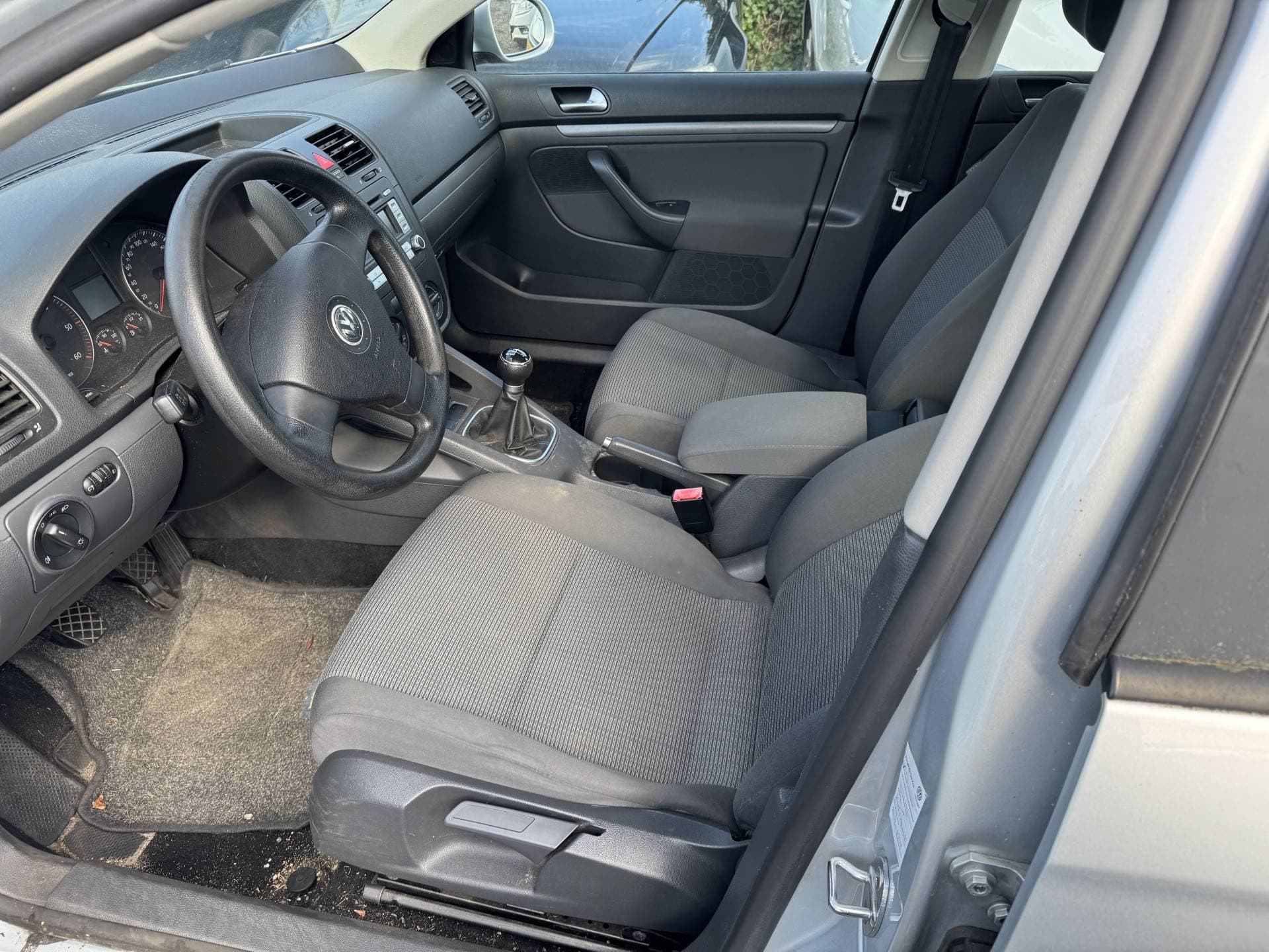 Volkswagen Golf thumbnail 20