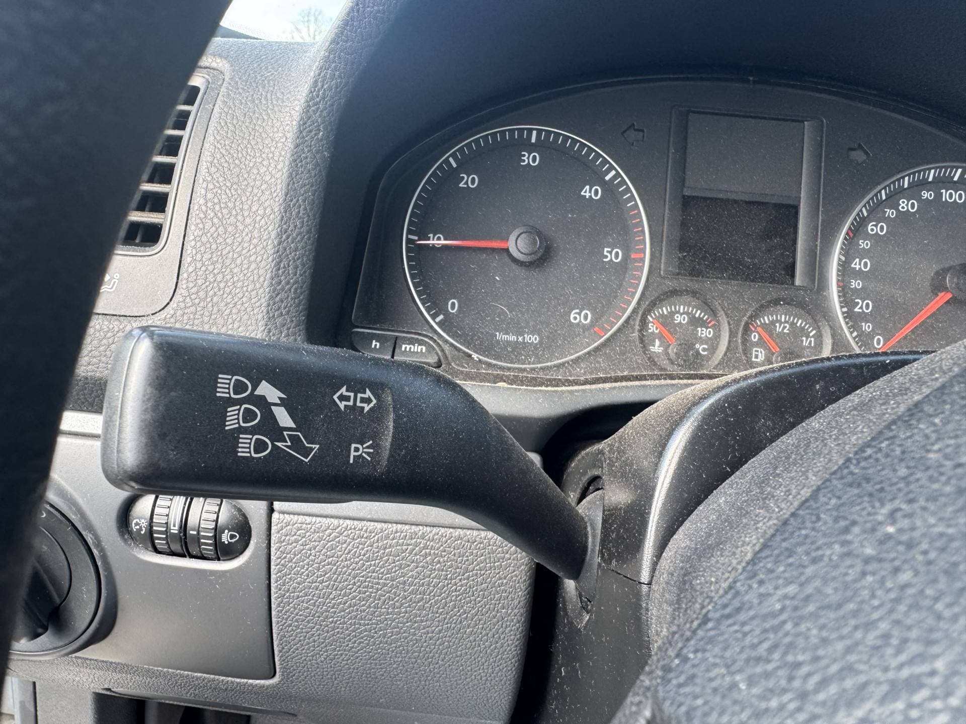 Volkswagen Golf thumbnail 21